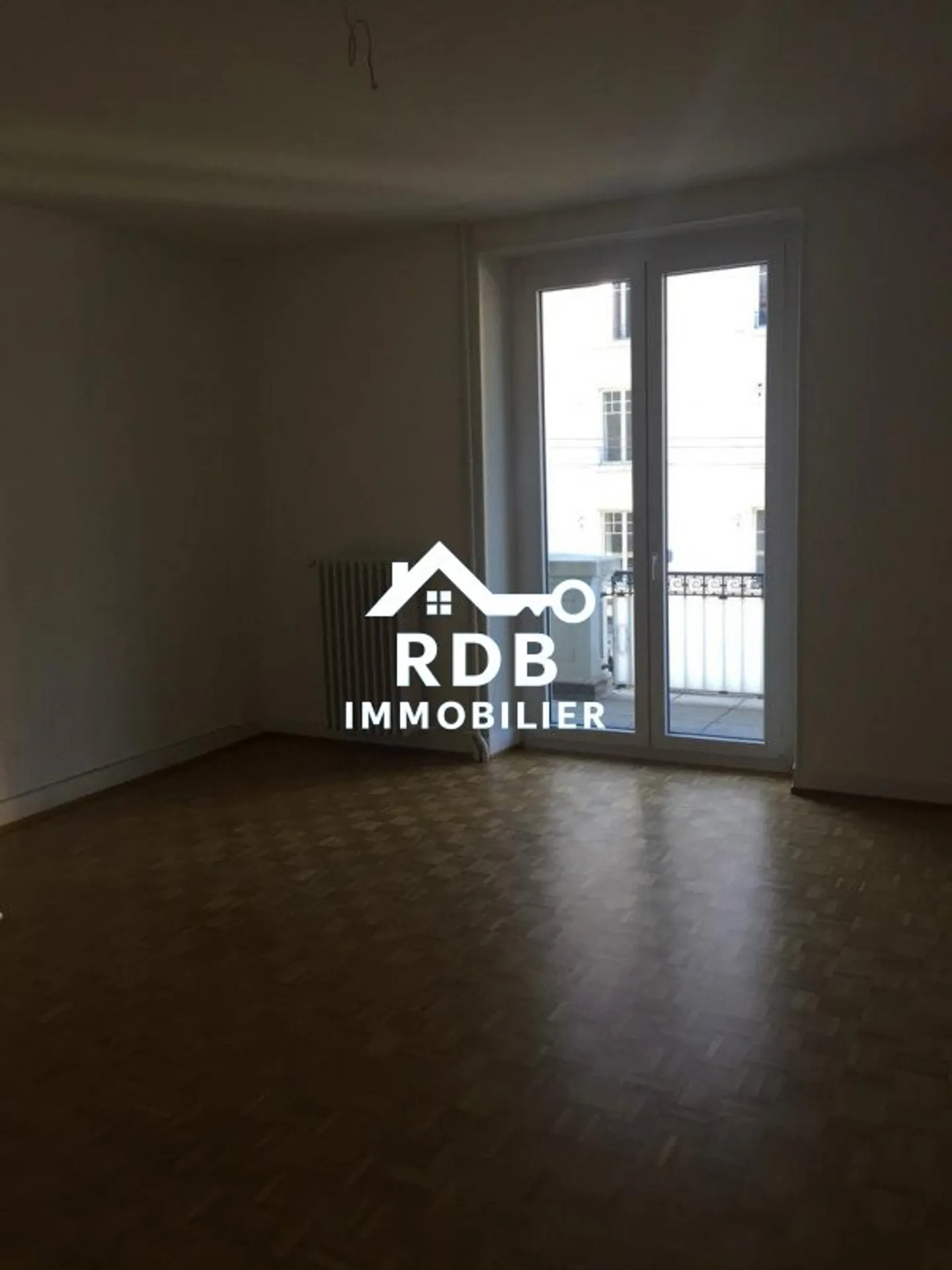 Appartamento di 2,5 locali al piano terra situato a Losanna - Foto 2 di 8