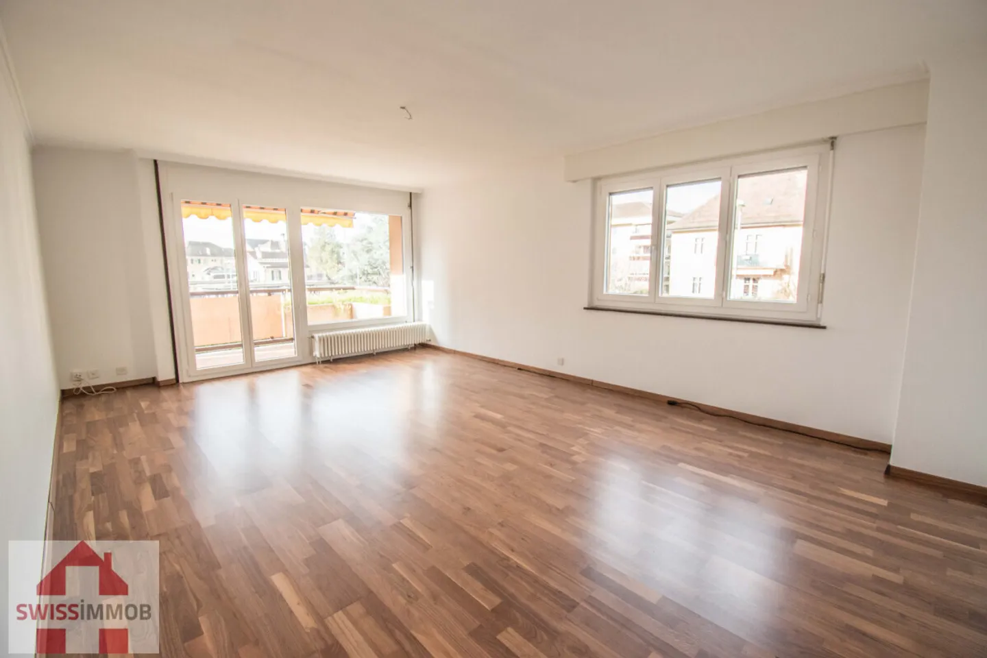 RARE OBJECT IN LA TOUR-DE-PEILZ - Photo 1 of 6