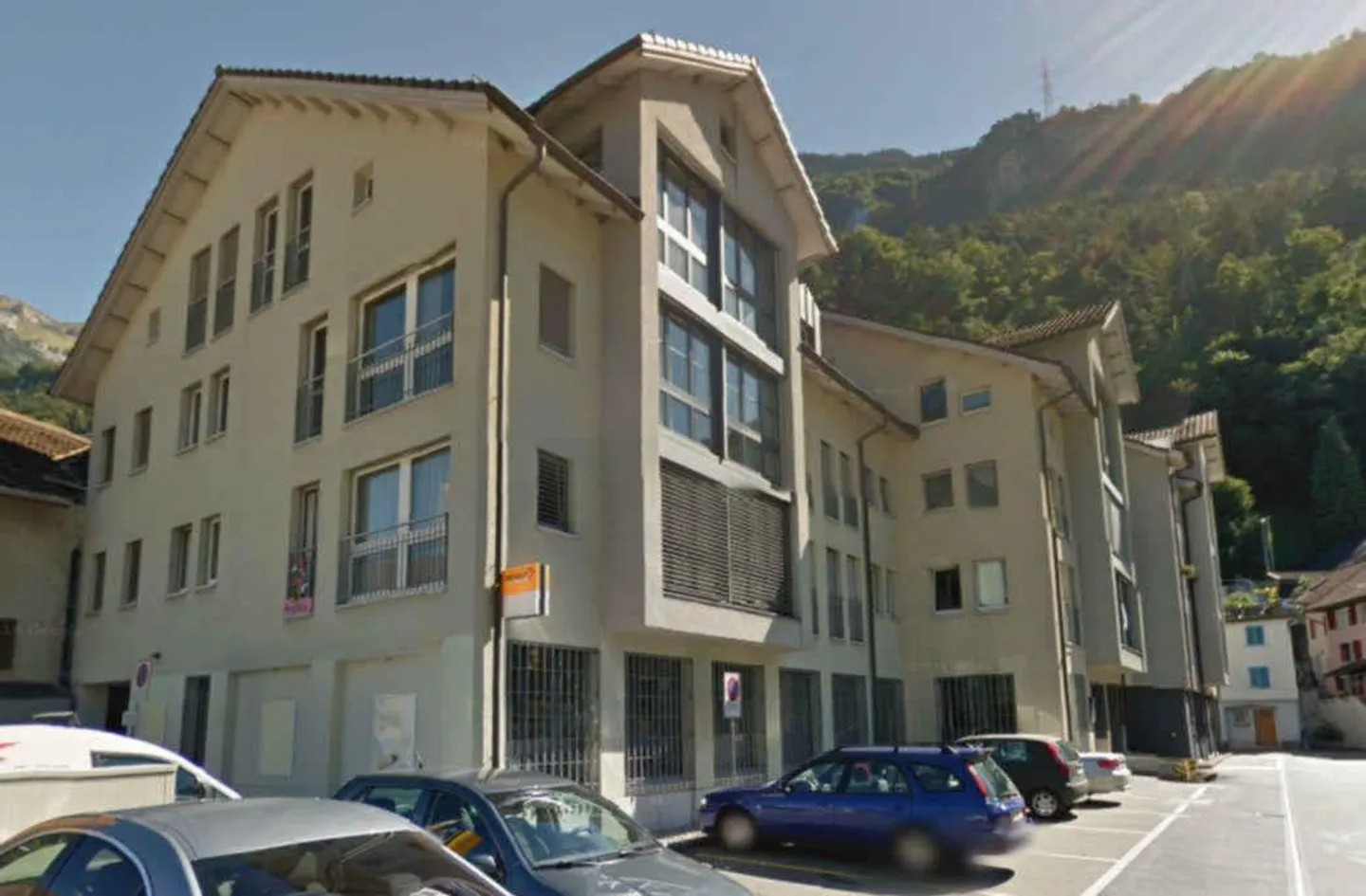 3 1/2 - Wohnung in Flüelen - Foto 2 von 14