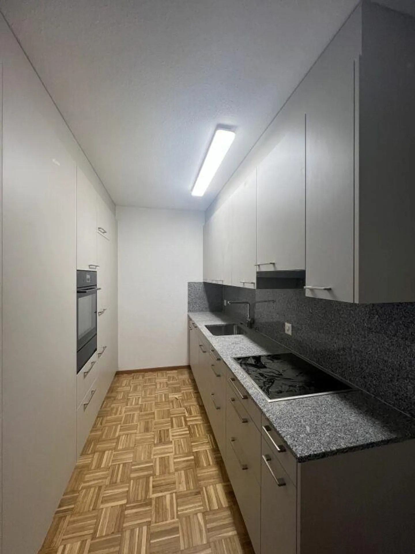 Modern 3.5-room apartment in the heart of Walenstadt - Photo 3 of 9