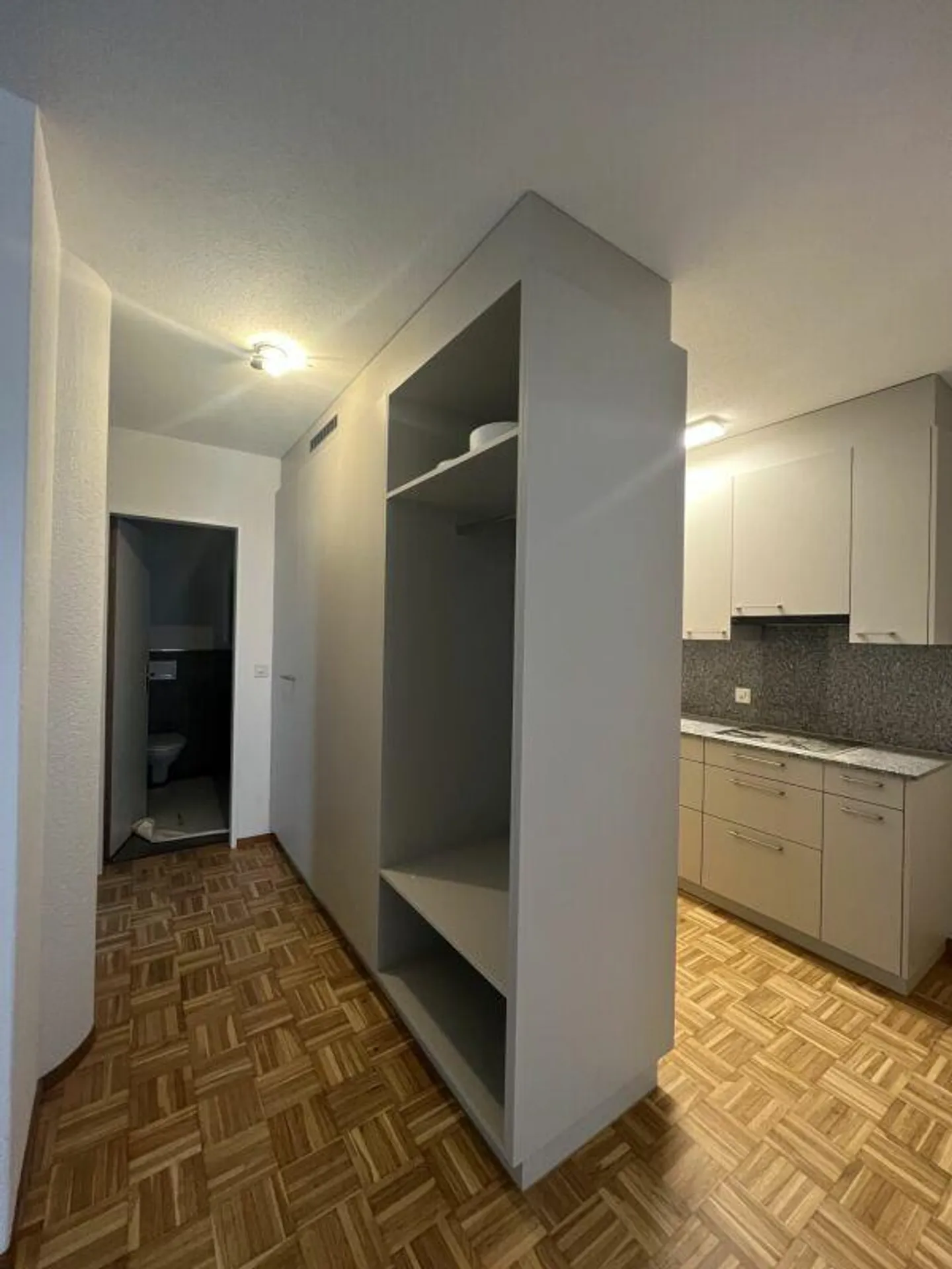 Modern 3.5-room apartment in the heart of Walenstadt - Photo 4 of 9