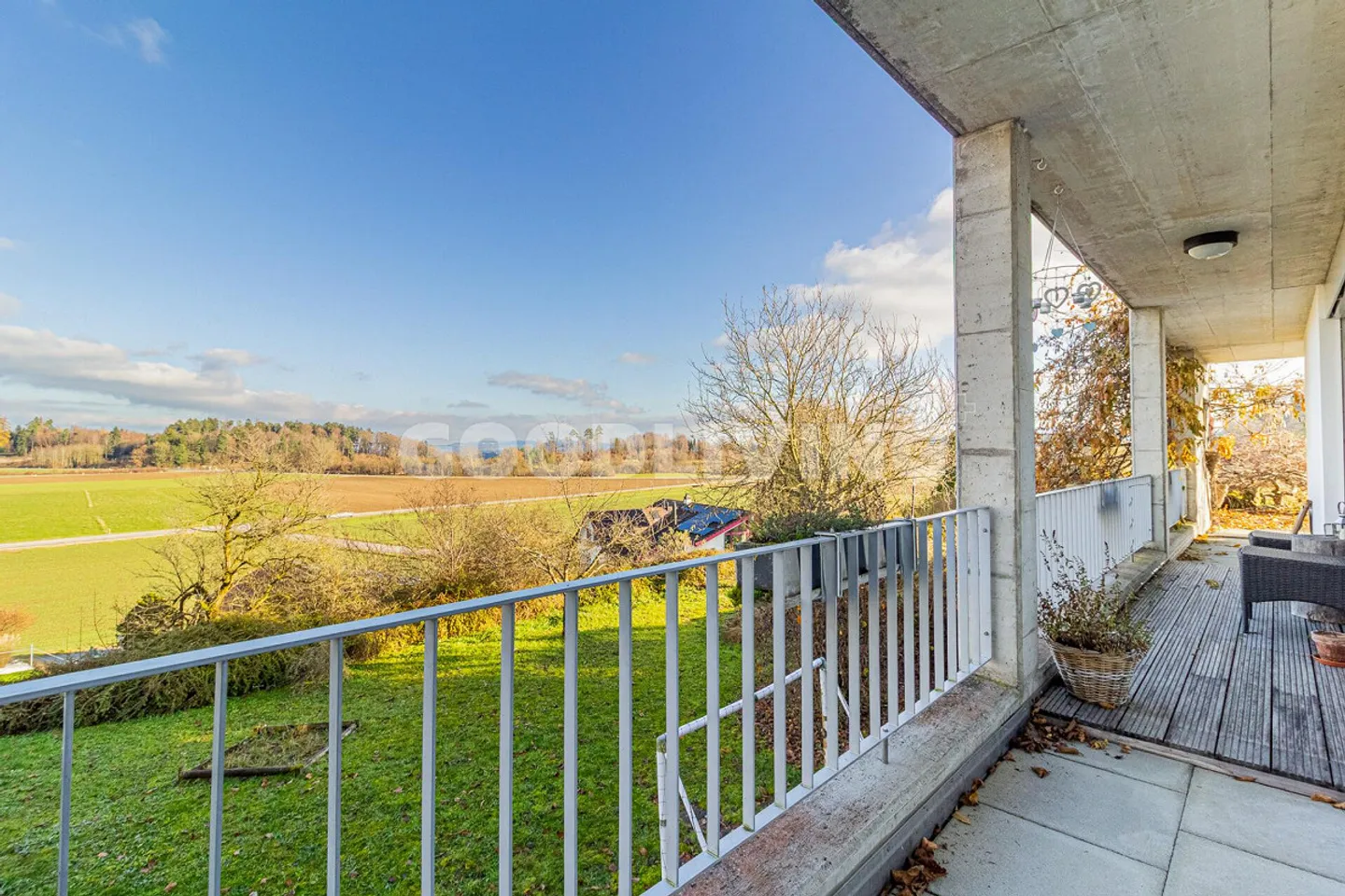 Panoramic View & Living Experience - Photo 7 of 9