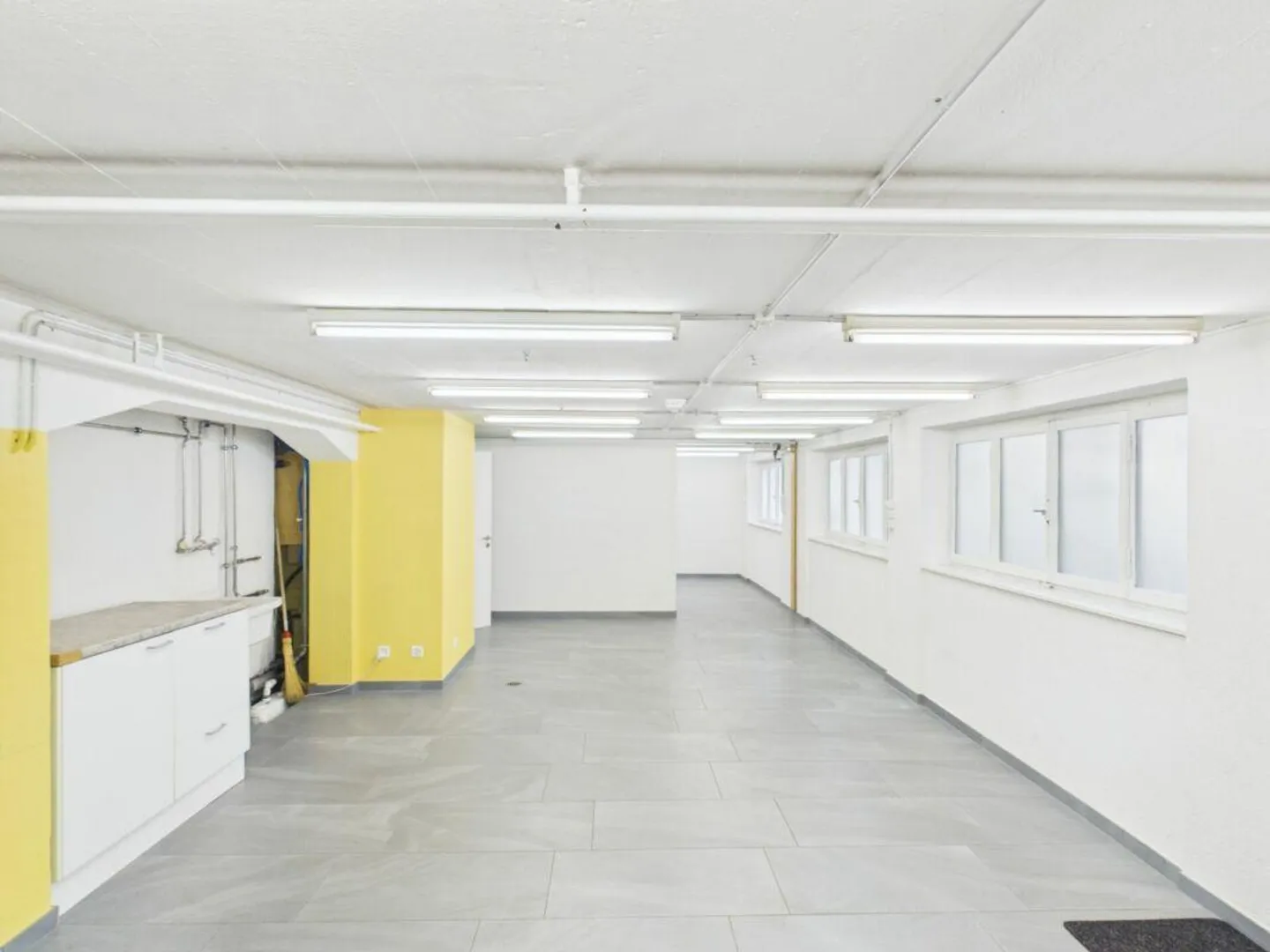 Vivere moderno e utilizzo versatile nel cuore di Frauenfeld - Foto 21 di 23