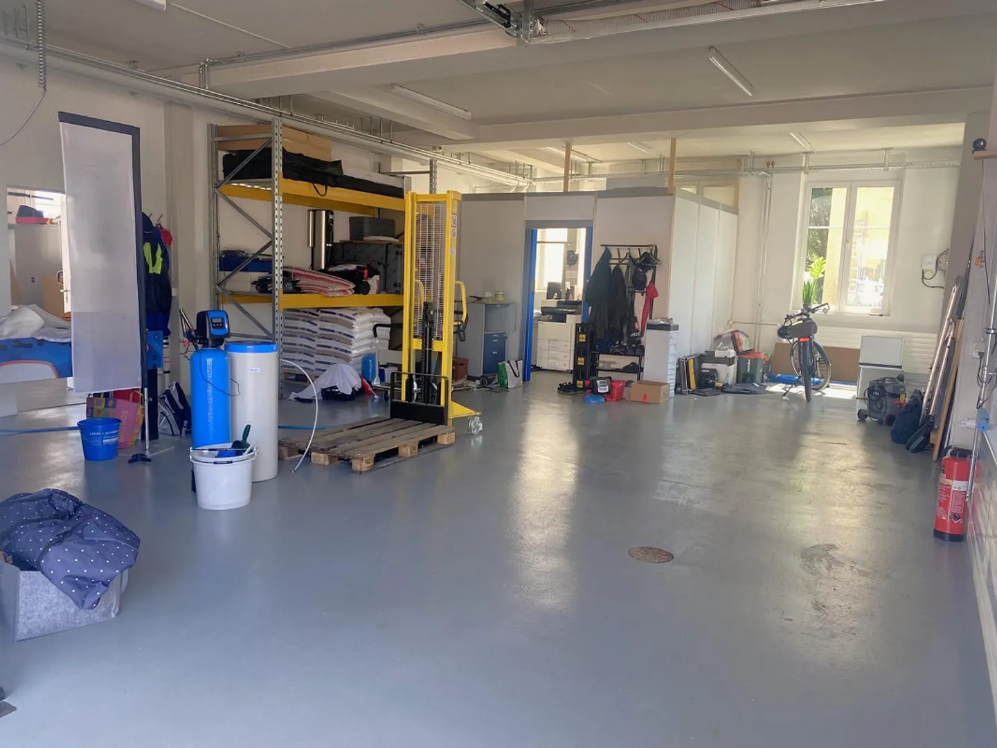 Spazio commerciale, di produzione, di officina - Foto 3 di 13