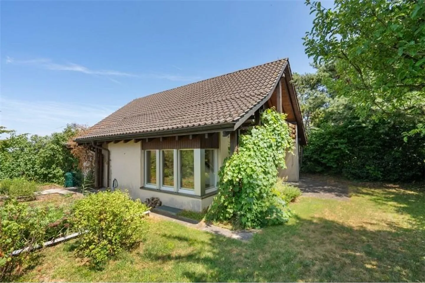 Your Home in the Green – with Space for Your Ideas - Photo 1 of 9