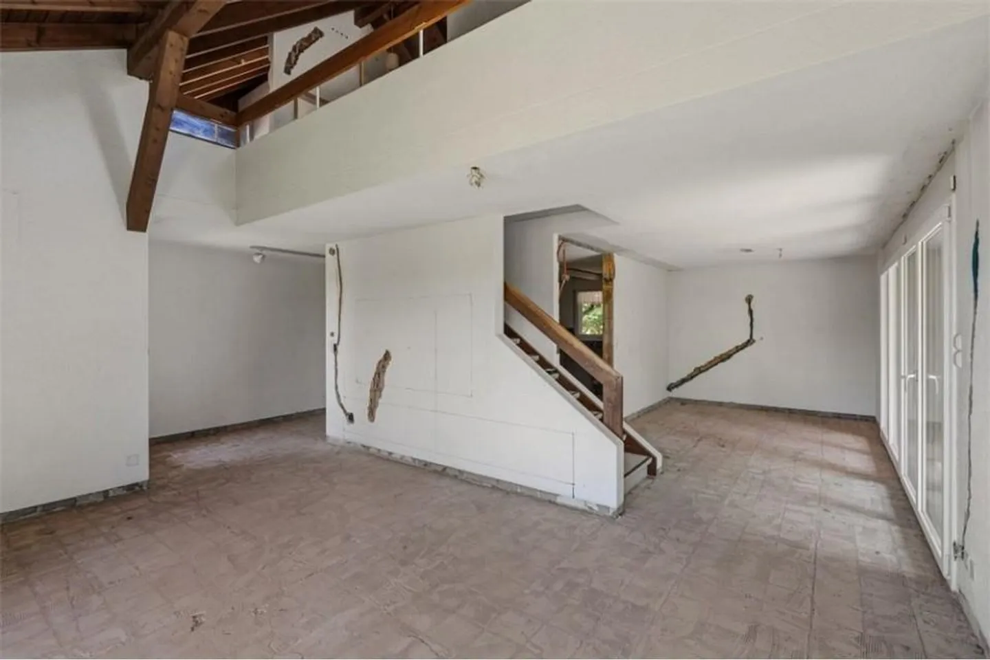 Your Home in the Green – with Space for Your Ideas - Photo 3 of 9