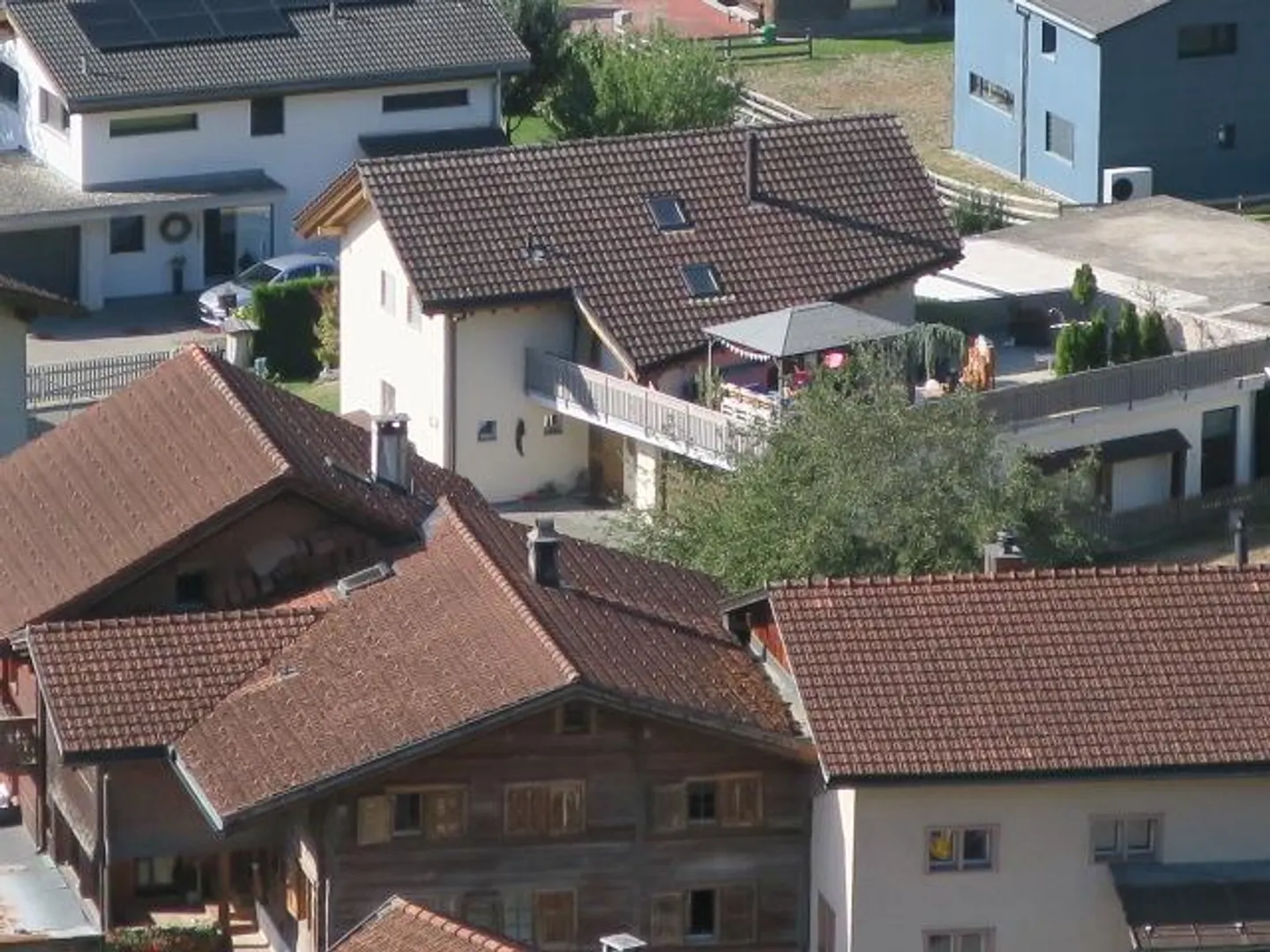 Maison individuelle de 4,5 pièces - Photo 2 sur 14