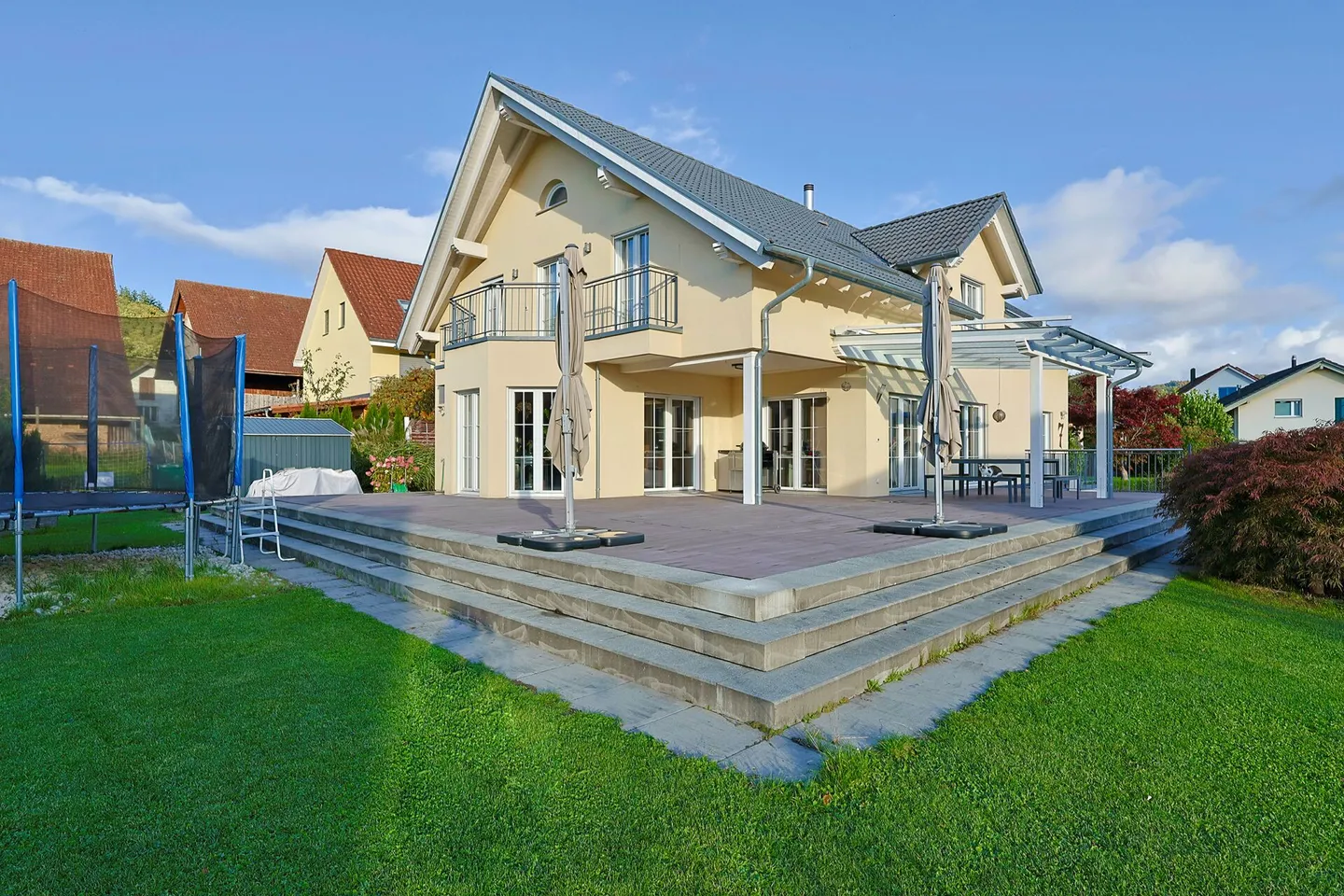 La casa con cuore e giardino - un sogno familiare - Foto 1 di 7