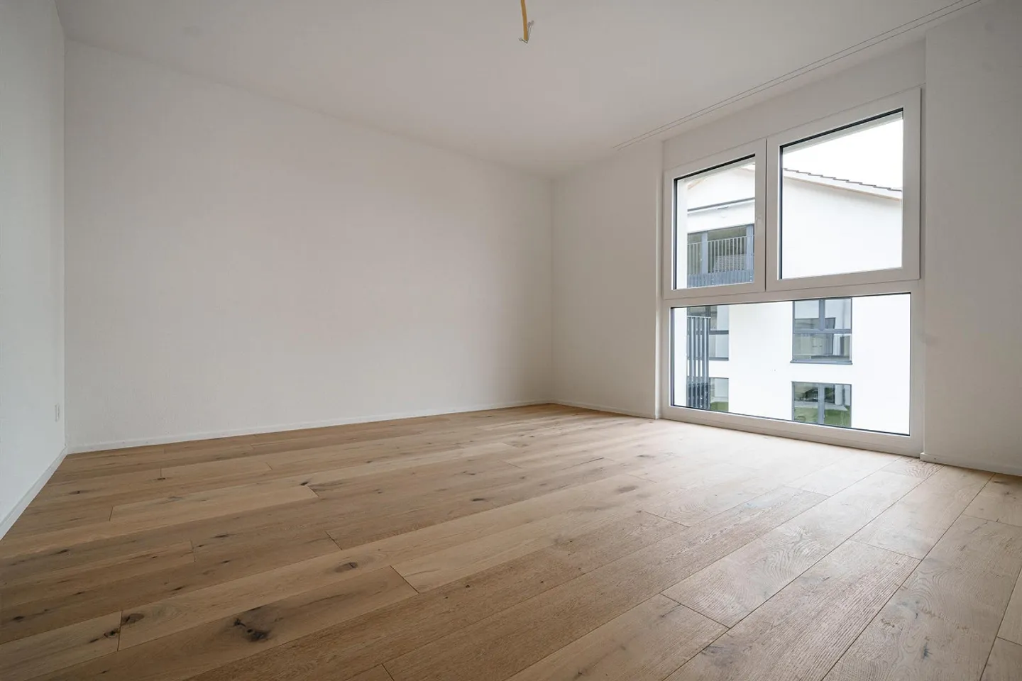 3.5 Room New Apartment! Modern, Central and in the Green! - Photo 6 of 10