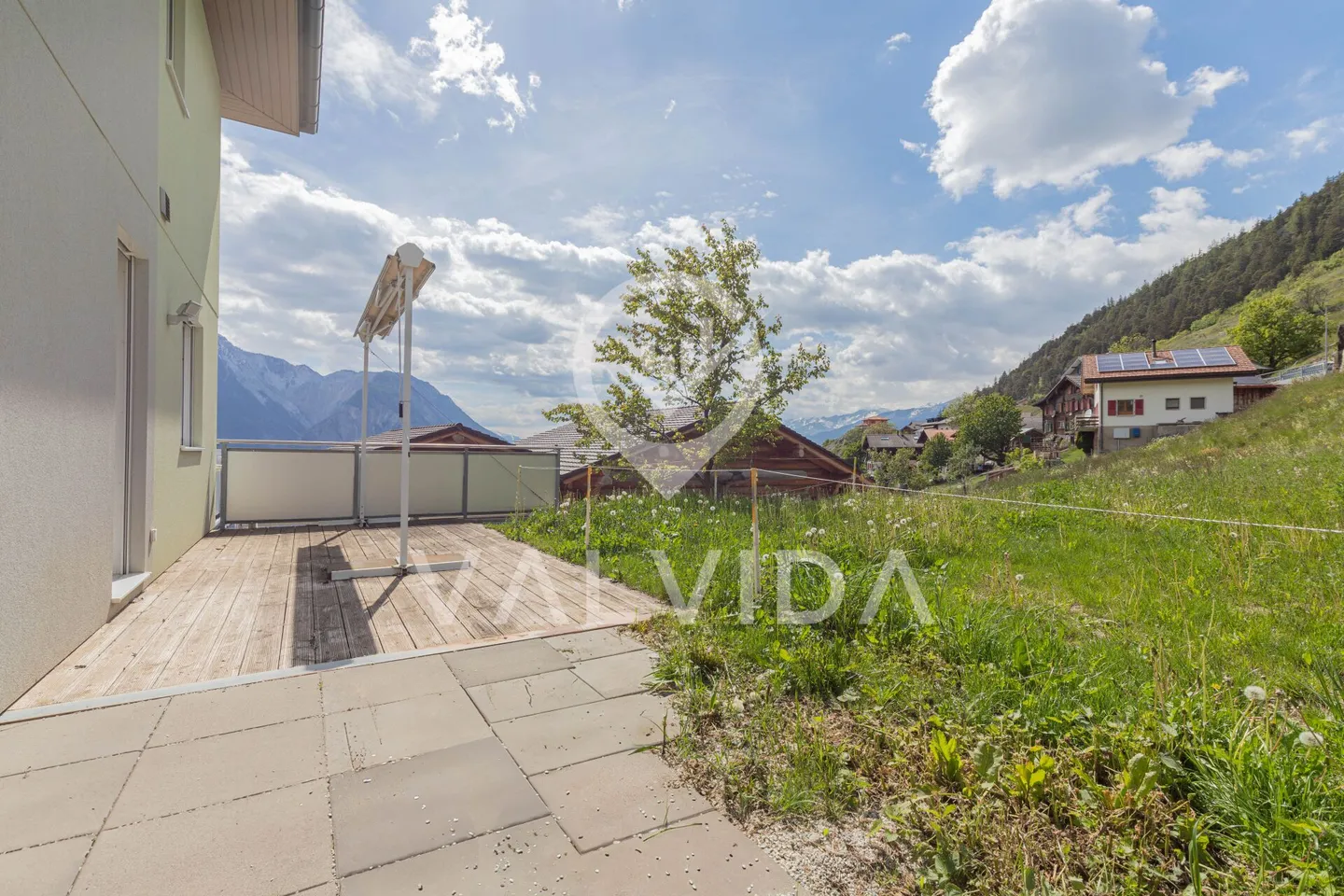 Ampia casa unifamiliare con fascino, vista panoramica e posizione soleggiata a Guttet-Feschel - Foto 11 di 26