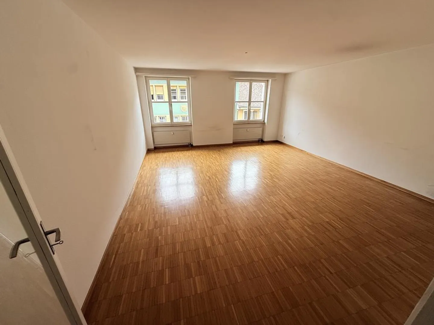 Vivere a Städtli Laufen: grande appartamento con 2 bagni - Foto 3 di 7