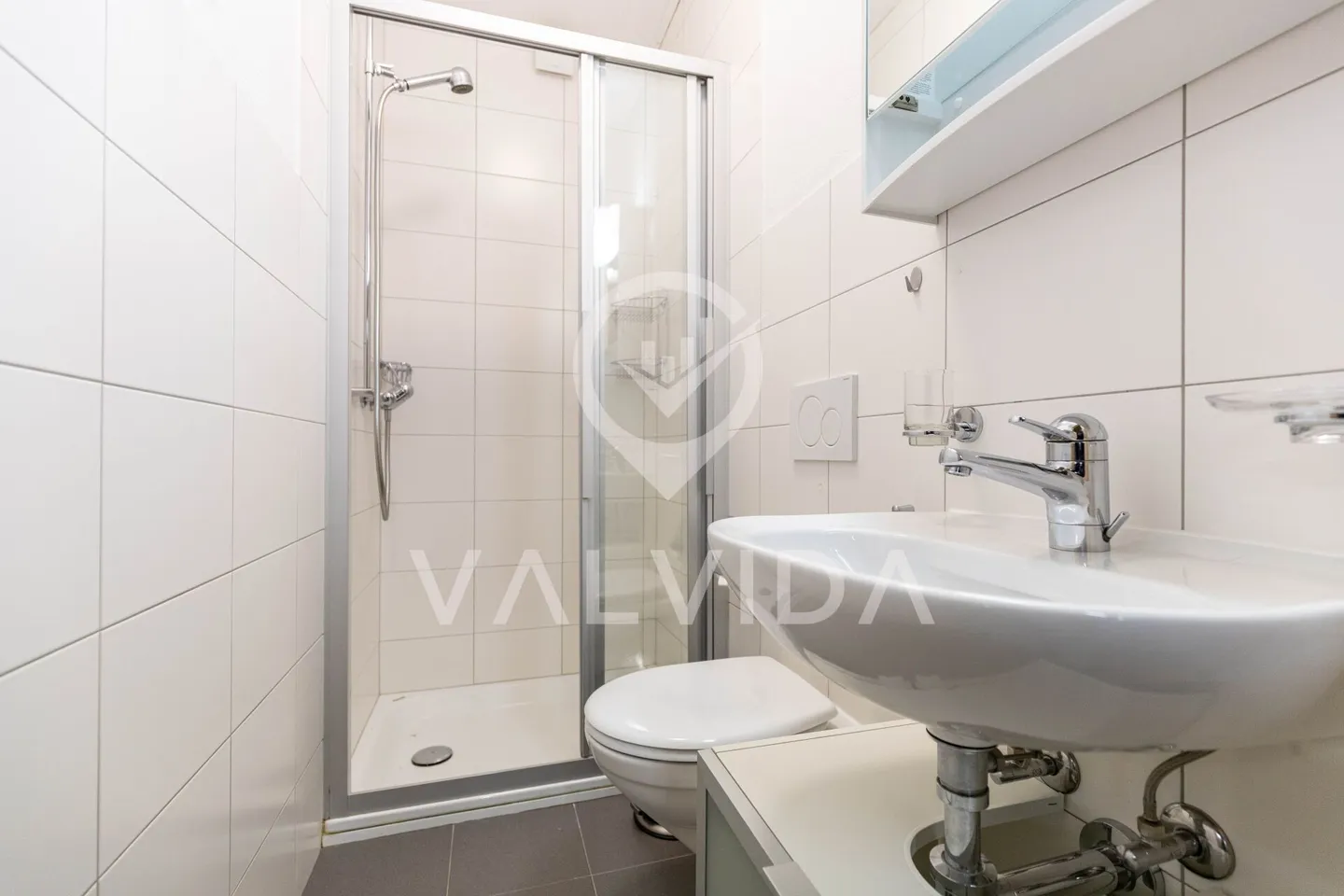Ampia casa unifamiliare con fascino, vista panoramica e posizione soleggiata a Guttet-Feschel - Foto 24 di 26