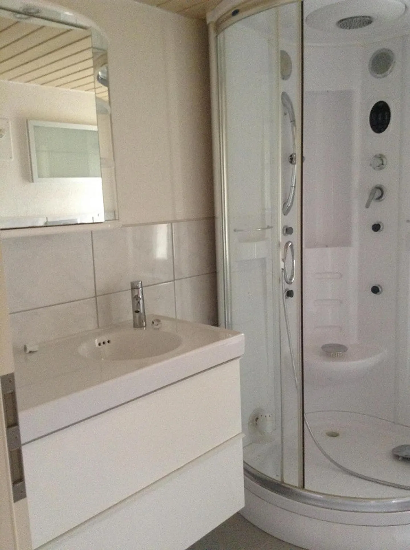 APPARTAMENTO 3 1/2 STANZE - Foto 3 di 7