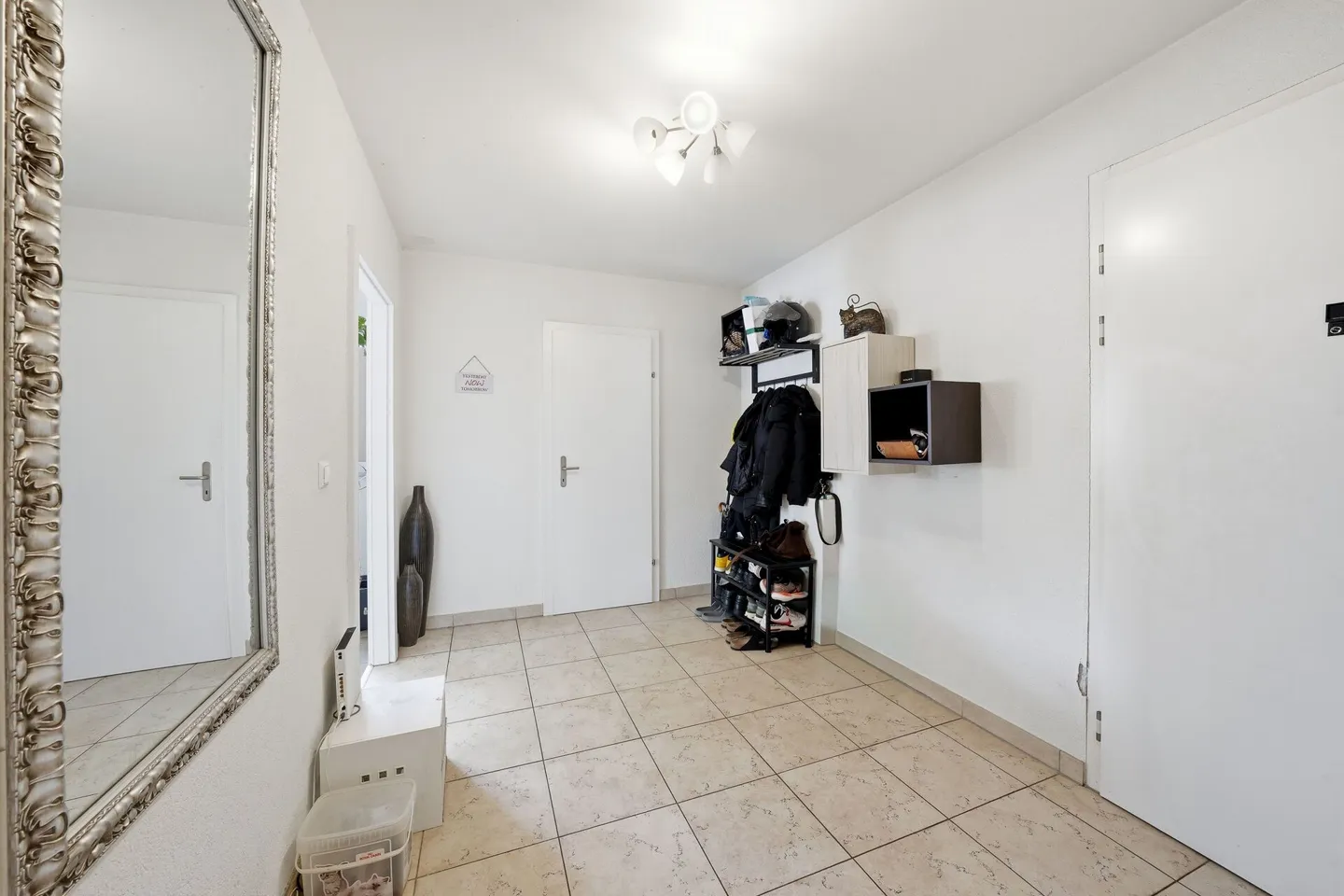 Apartment - Photo 25 of 26