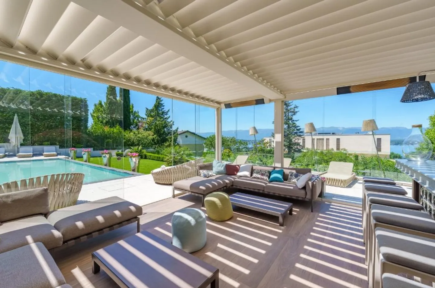 Magnifica villa ristrutturata a Cologny - Foto 9 di 10