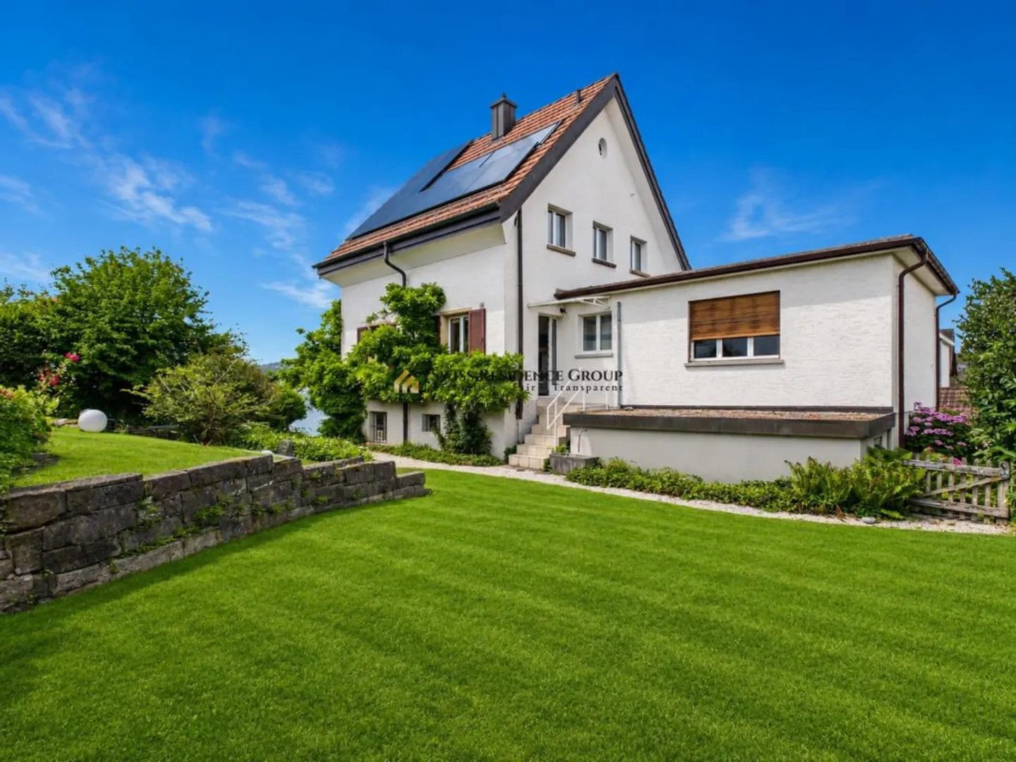 Maison individuelle avec grand jardin et magnifique vue sur le lac - Photo 14 sur 17