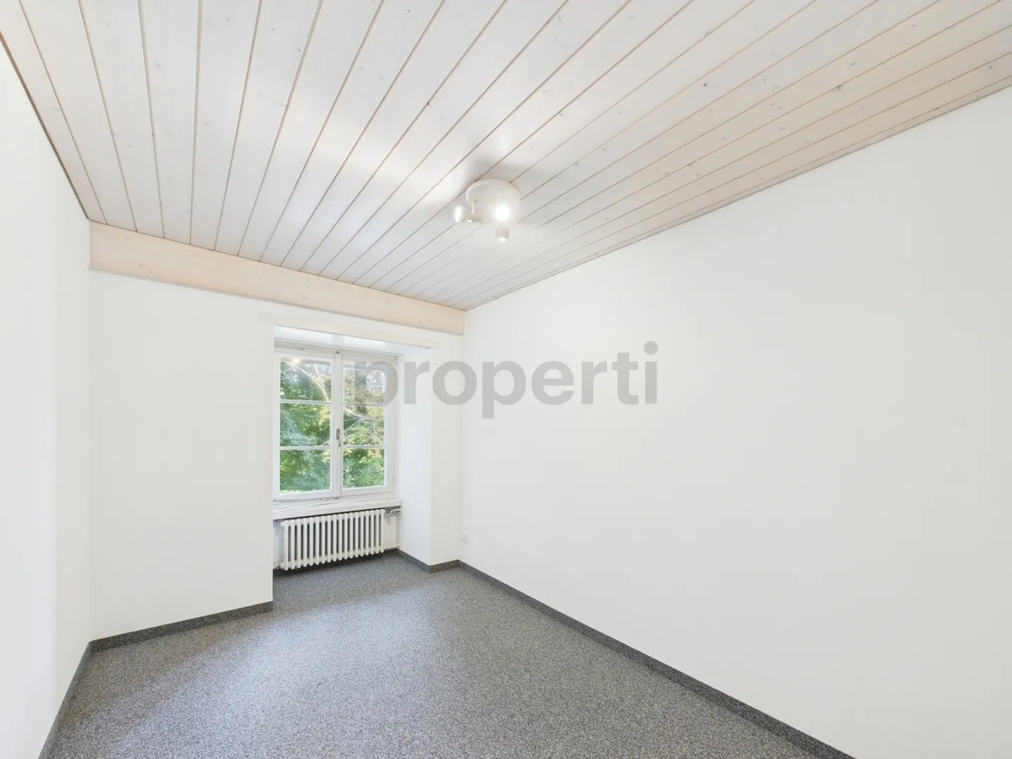 Incantevole appartamento maisonette di 4,5 stanze in una posizione tranquilla a Wittnau - Foto 6 di 10