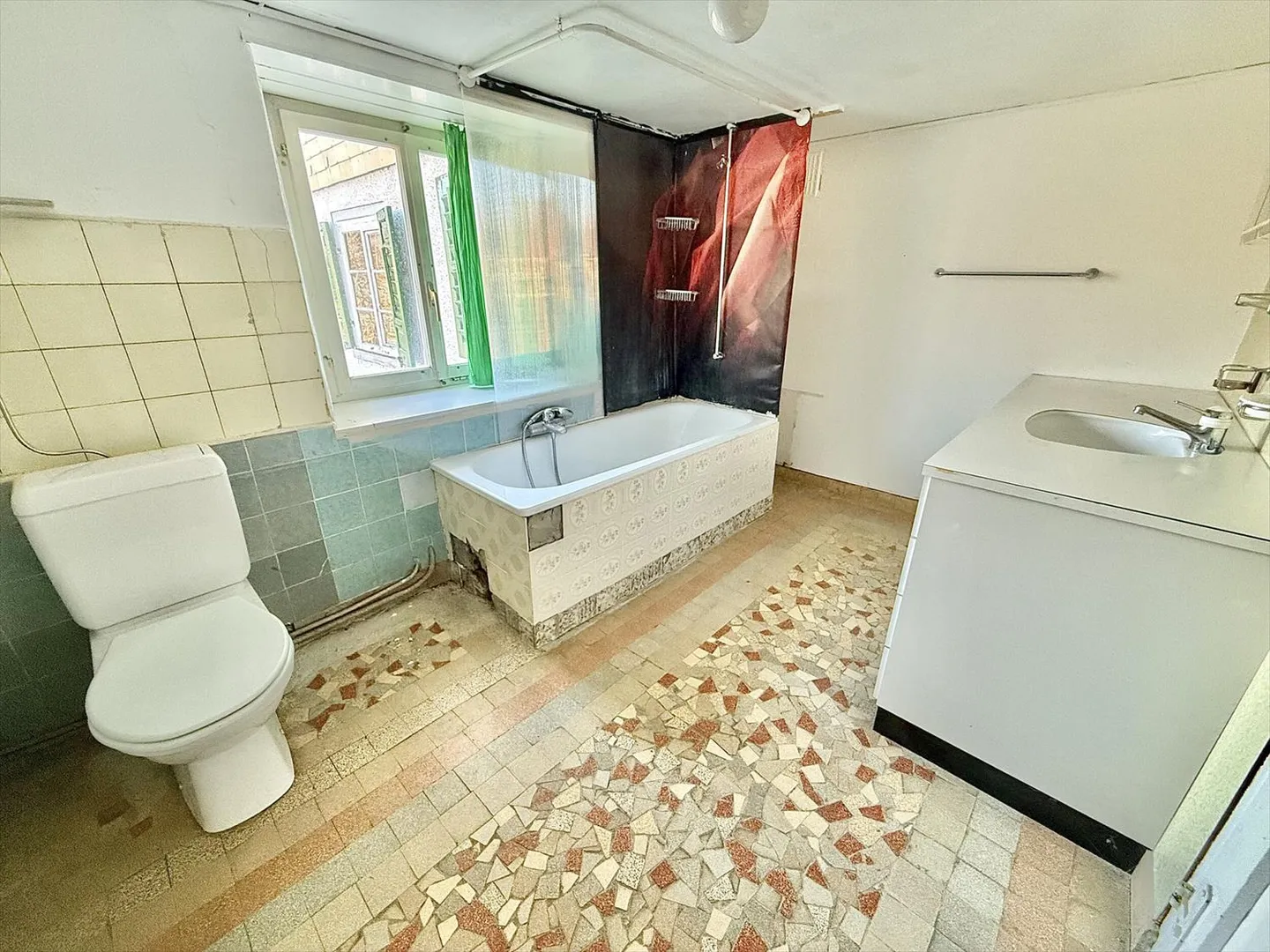 Single house for sale - Photo 4 of 12