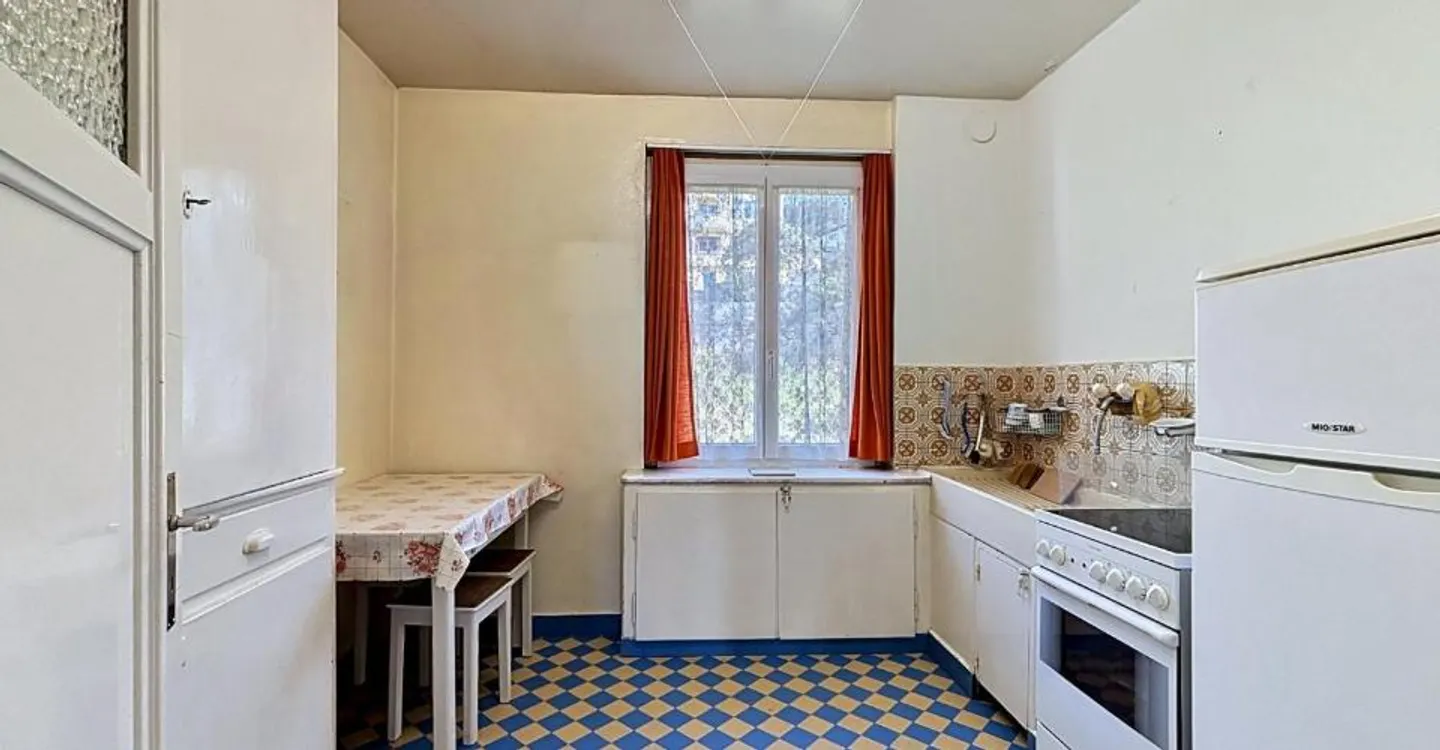 Immeuble 11 pièces - Peseux-6a - Foto 4 di 8