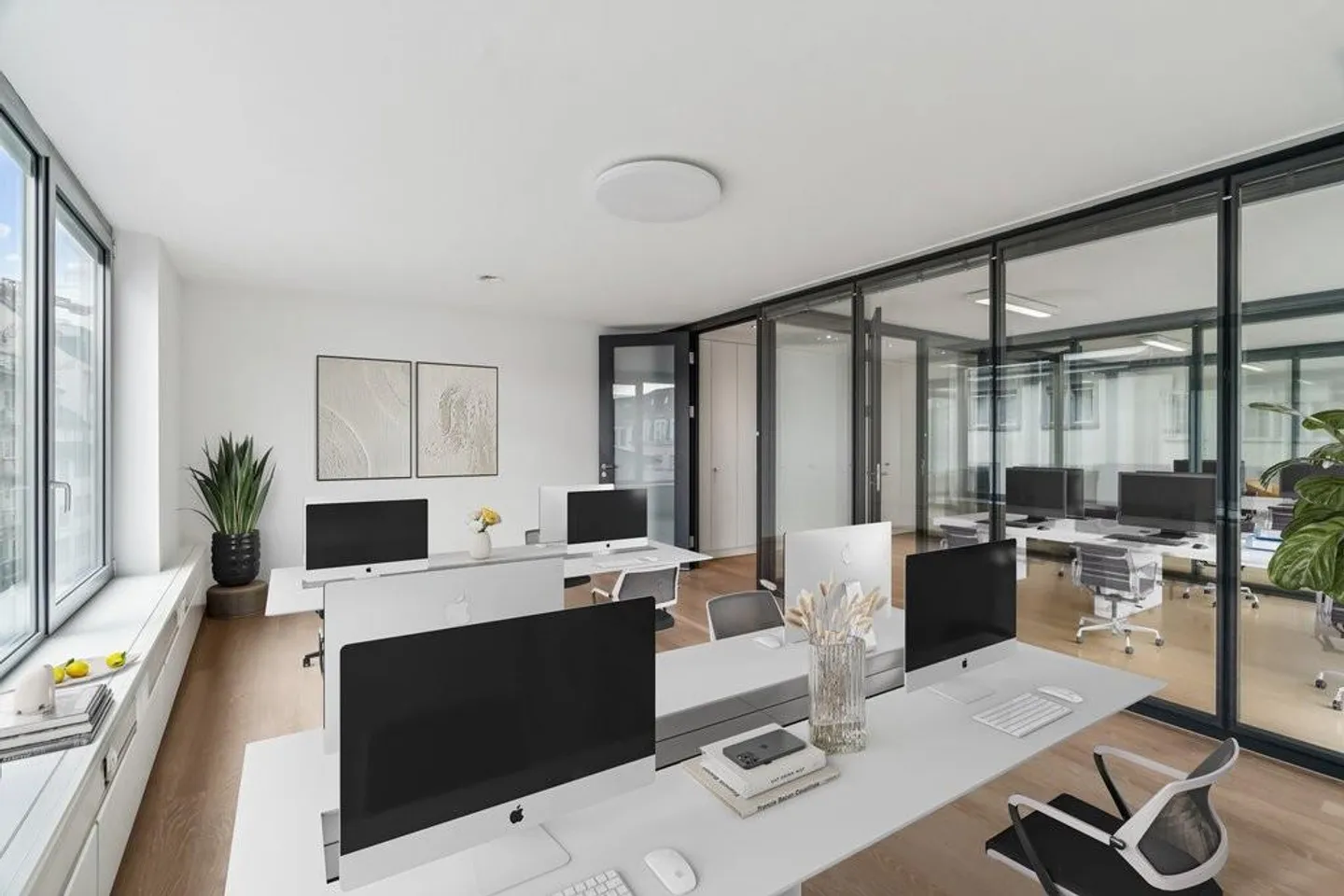 Stylish, central and with a view to work @Rennweg - Photo 3 of 7