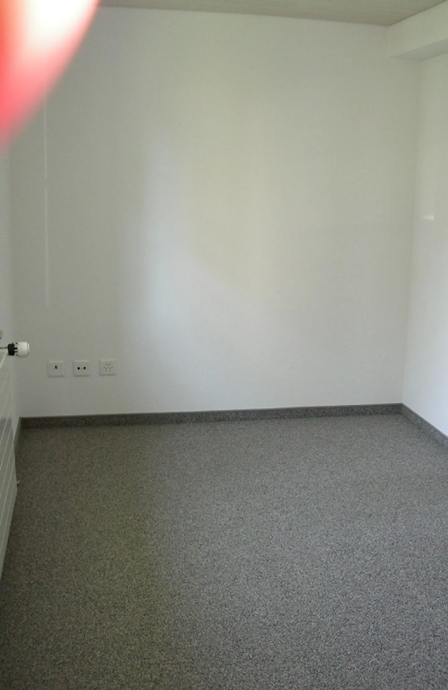 Appartement lumineux et confortable de 5 1/2 pièces, à seulement 200 m du lac - Photo 11 sur 14