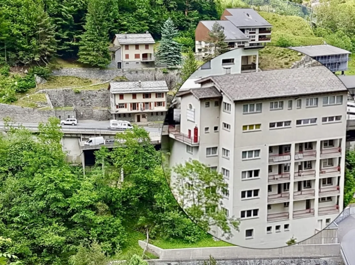 Edificio commerciale e residenziale con grande potenziale al confine - Foto 1 di 7