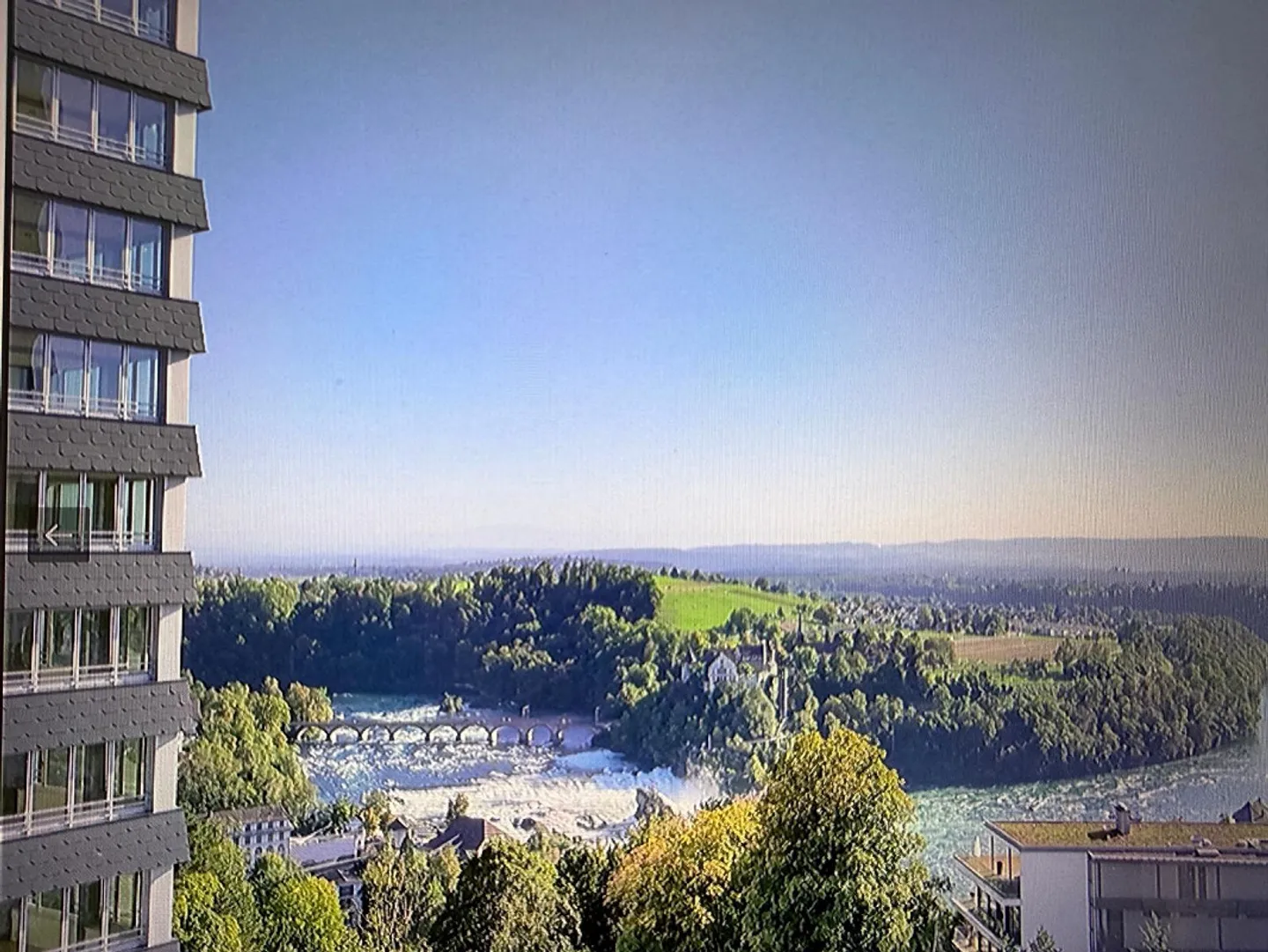 Appartamento moderno arredato nella migliore posizione di Neuhausen am Rheinfall - Foto 6 di 9