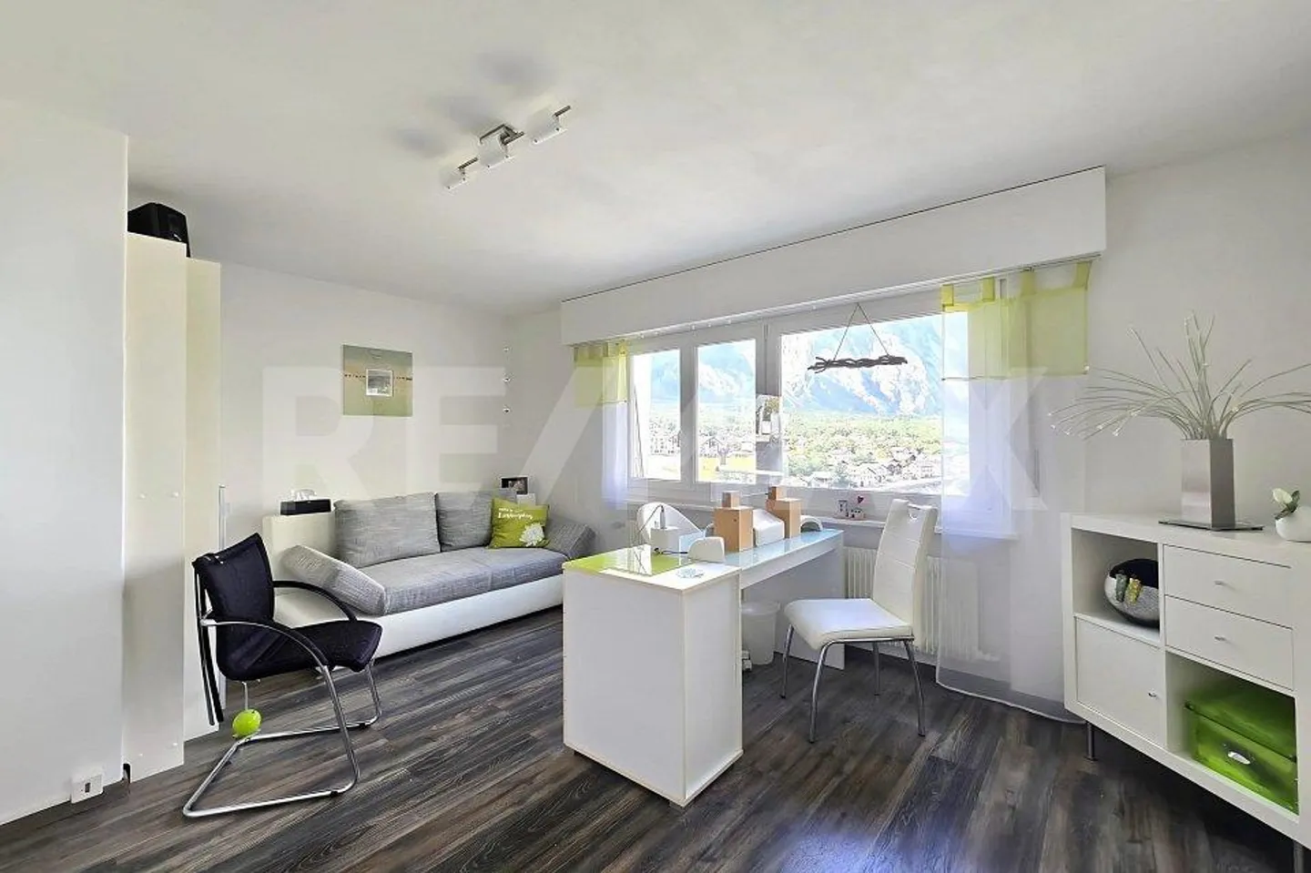 Casa multifamiliare con vista panoramica e rendimento - Vivere e investire - Foto 3 di 13