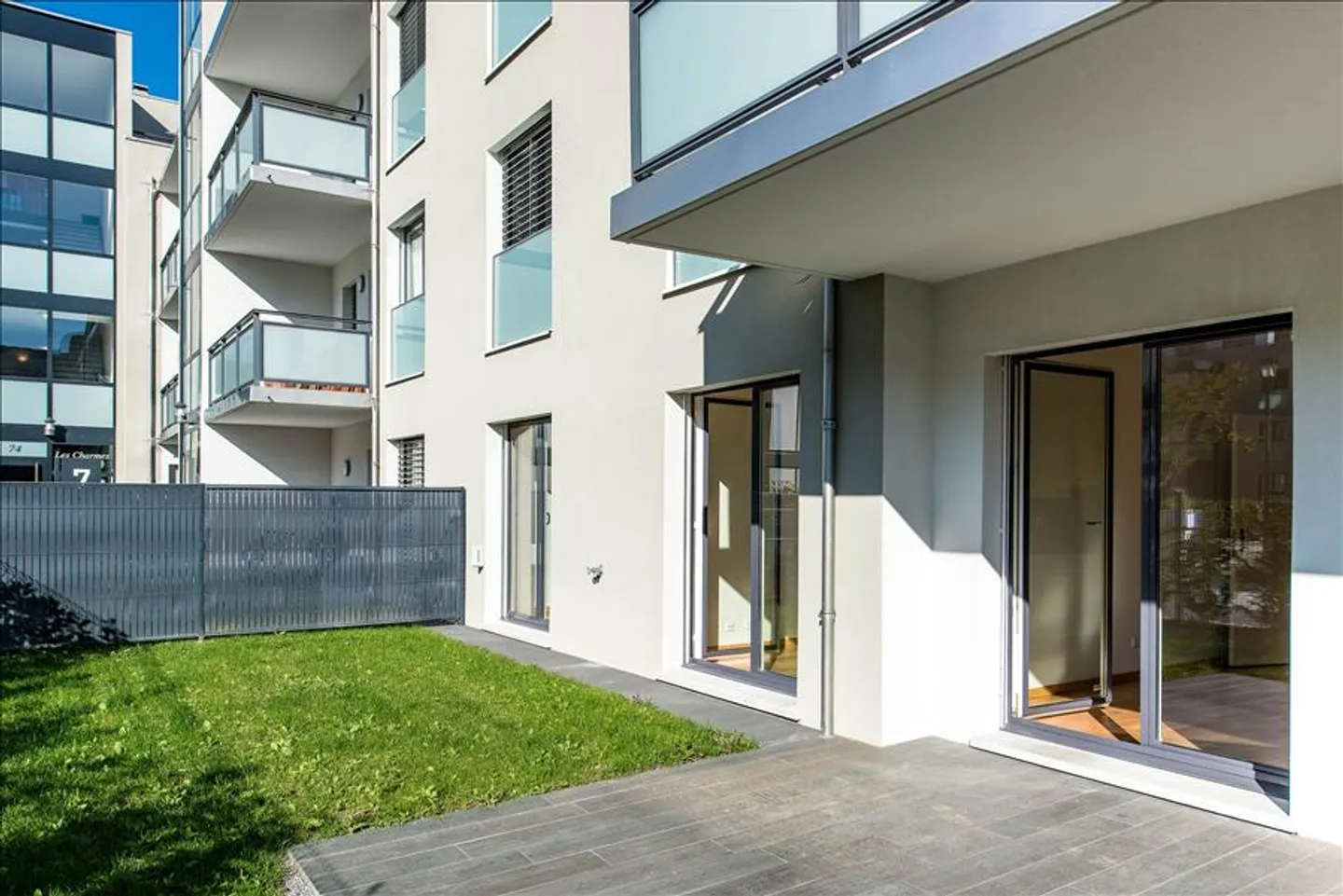 Beautiful apartment with garden - Photo 1 of 4