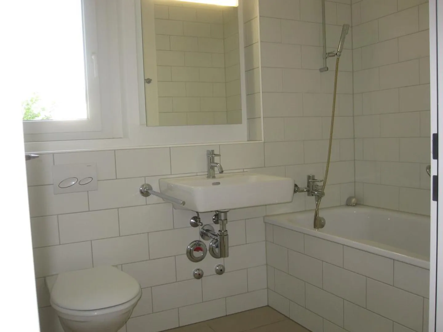 Appartement attrayant dans un emplacement calme limité jusqu'au 30.06.2027 - Photo 2 sur 4