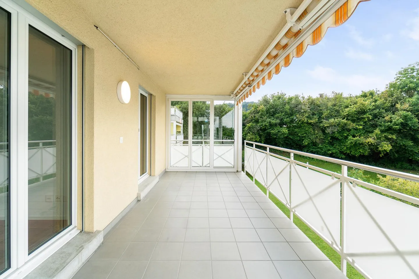 Stylishly renovated condominium with large balcony - Photo 5 of 16