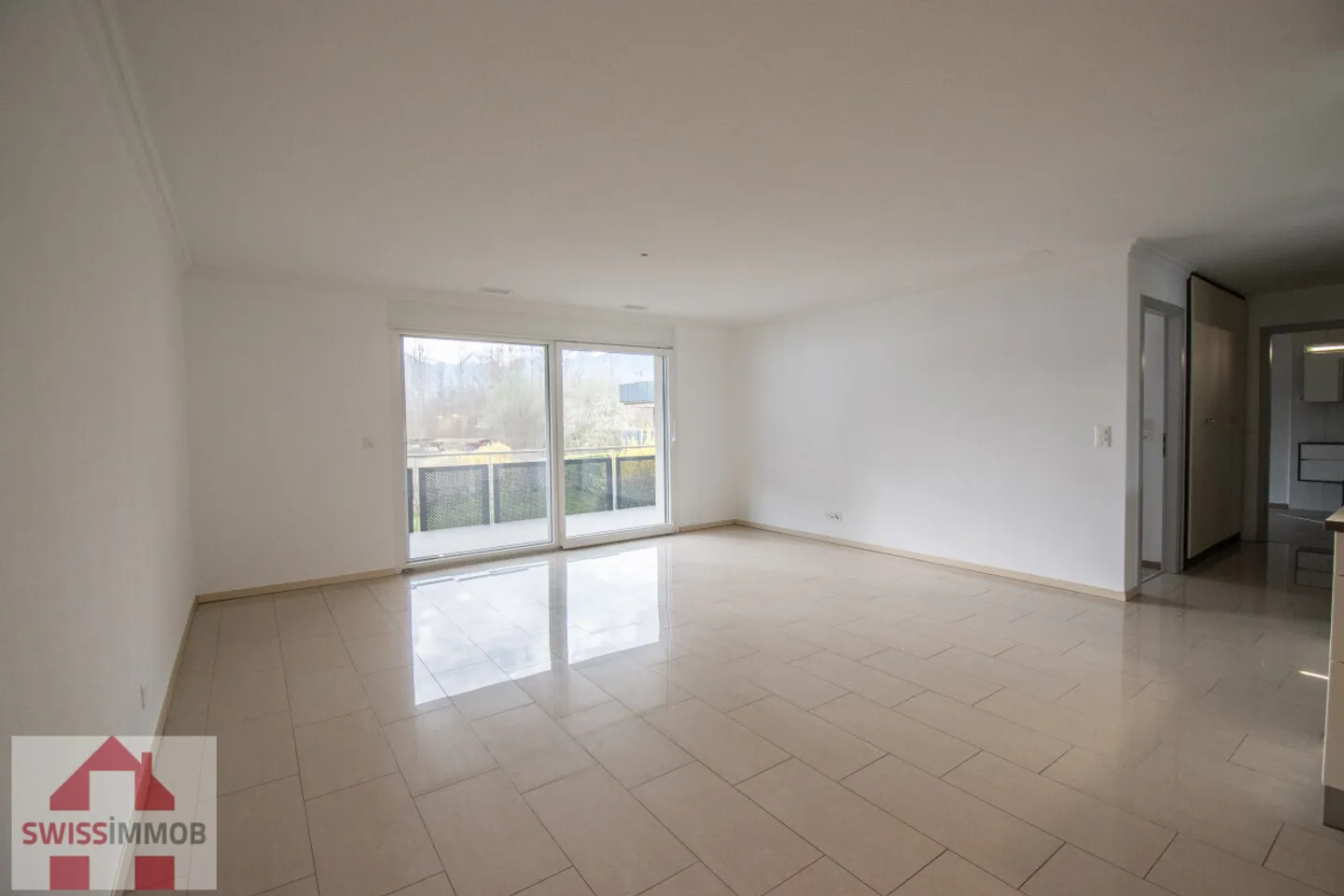 SUPERB MODERNES WOHNUNG - Foto 2 von 8