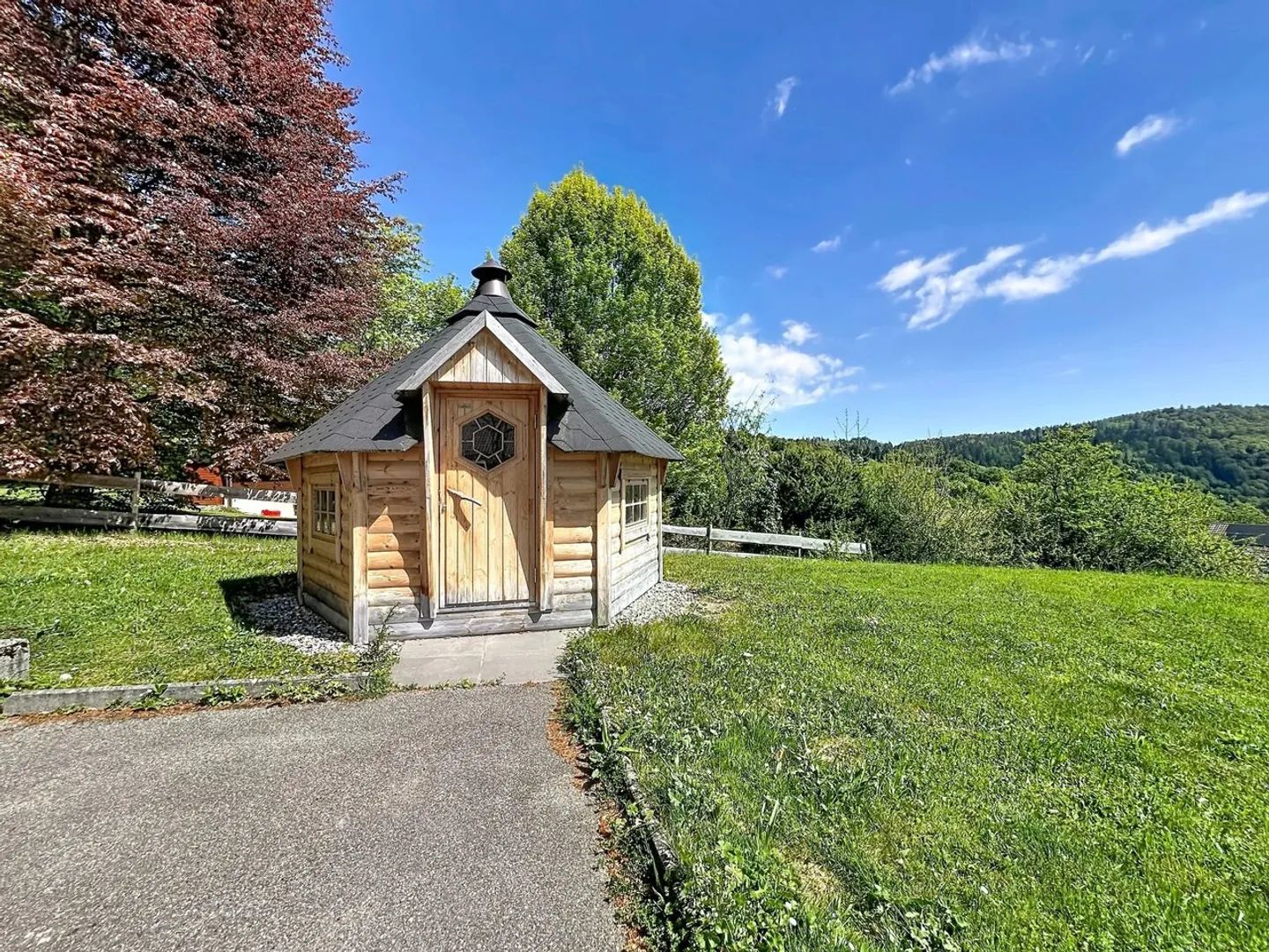 Vista panoramica straordinaria? Villa familiare con veranda spaziosa - Foto 9 di 11