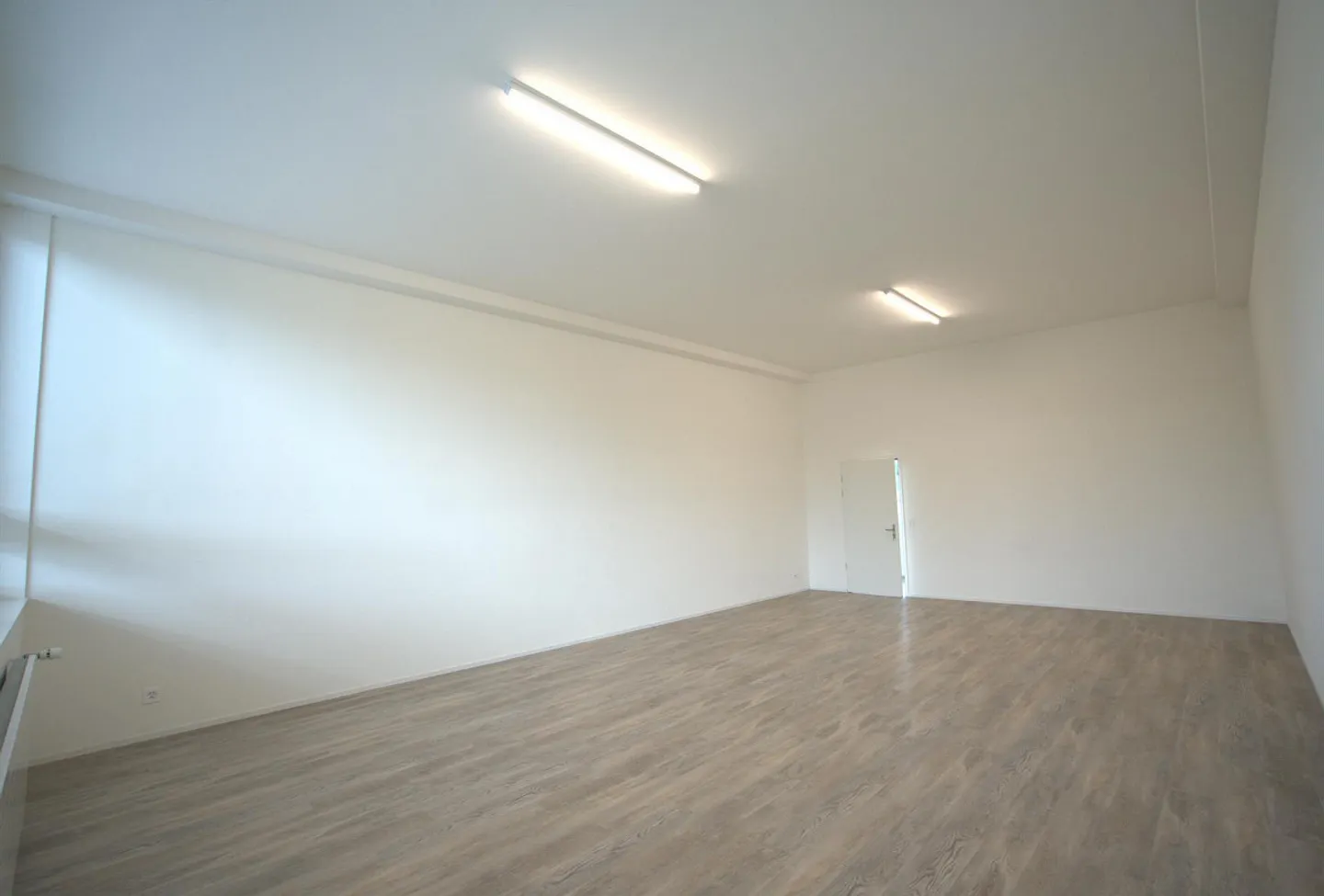 Vielseitiger Büroraum - Foto 1 von 5