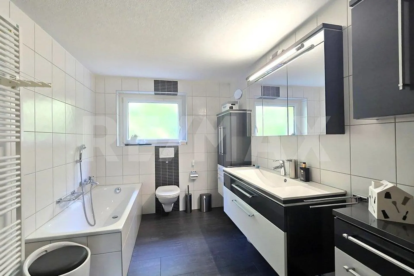 Casa multifamiliare con vista panoramica e rendimento - Vivere e investire - Foto 13 di 13