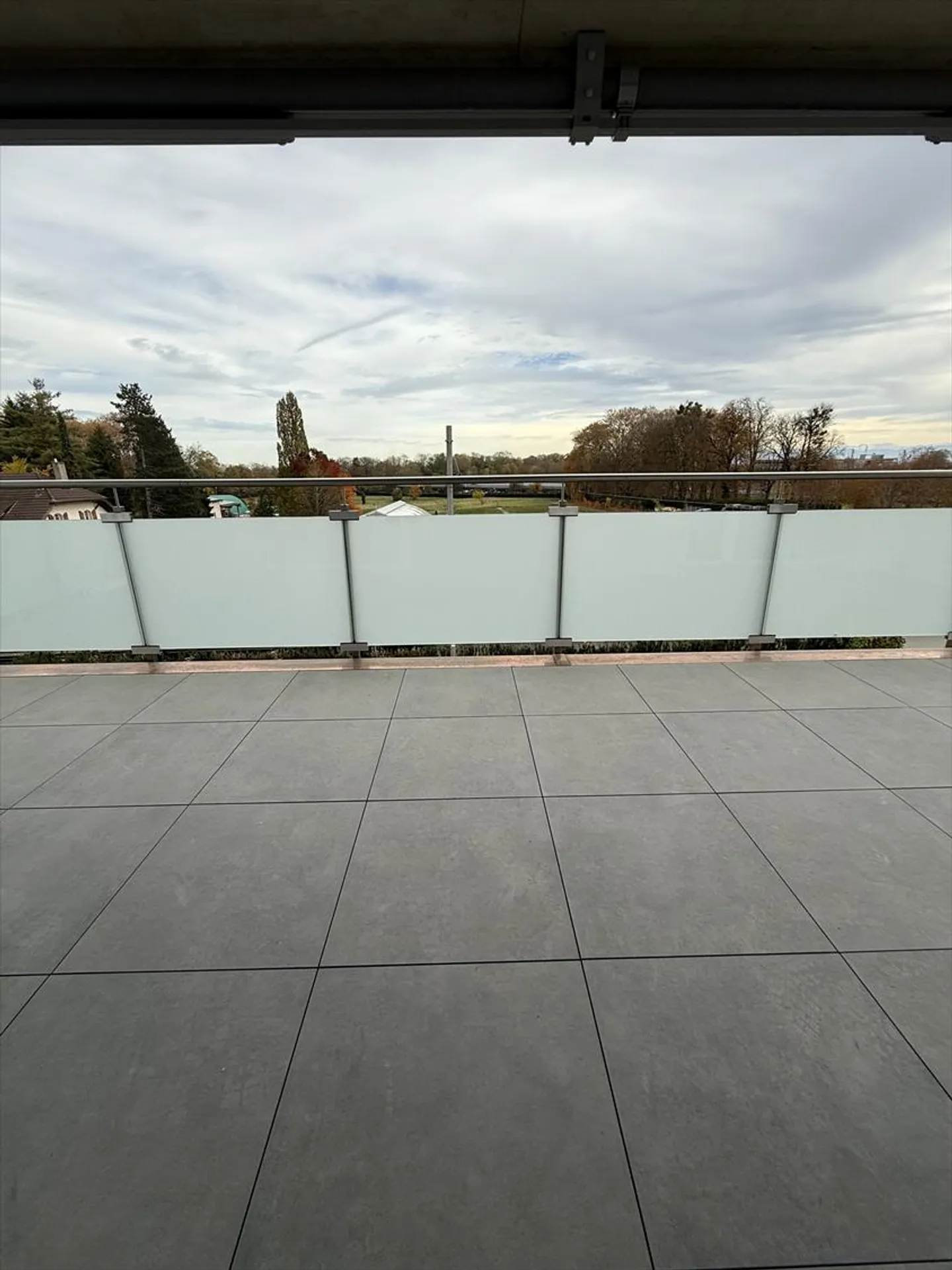 Neubau! Wunderschöne 4,5-Zimmer-Wohnungen mit Terrasse in M - Foto 16 von 18