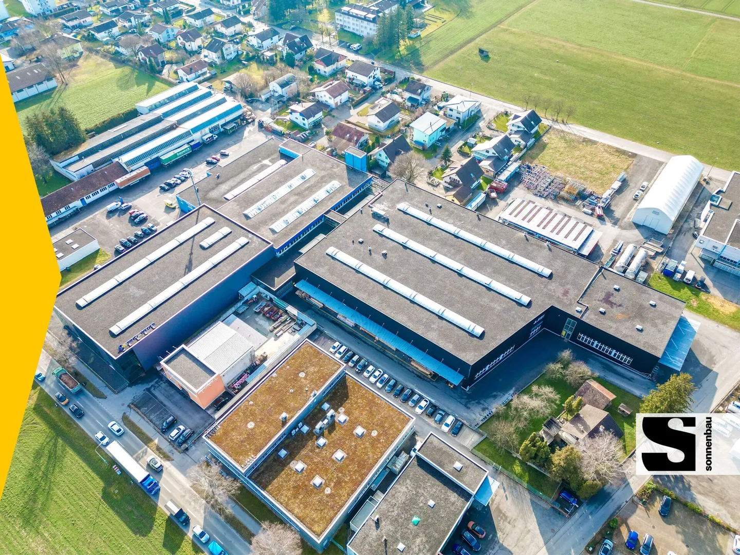 Spazio commerciale con accesso a livello del suolo - ideale per artigiani - Foto 1 di 5