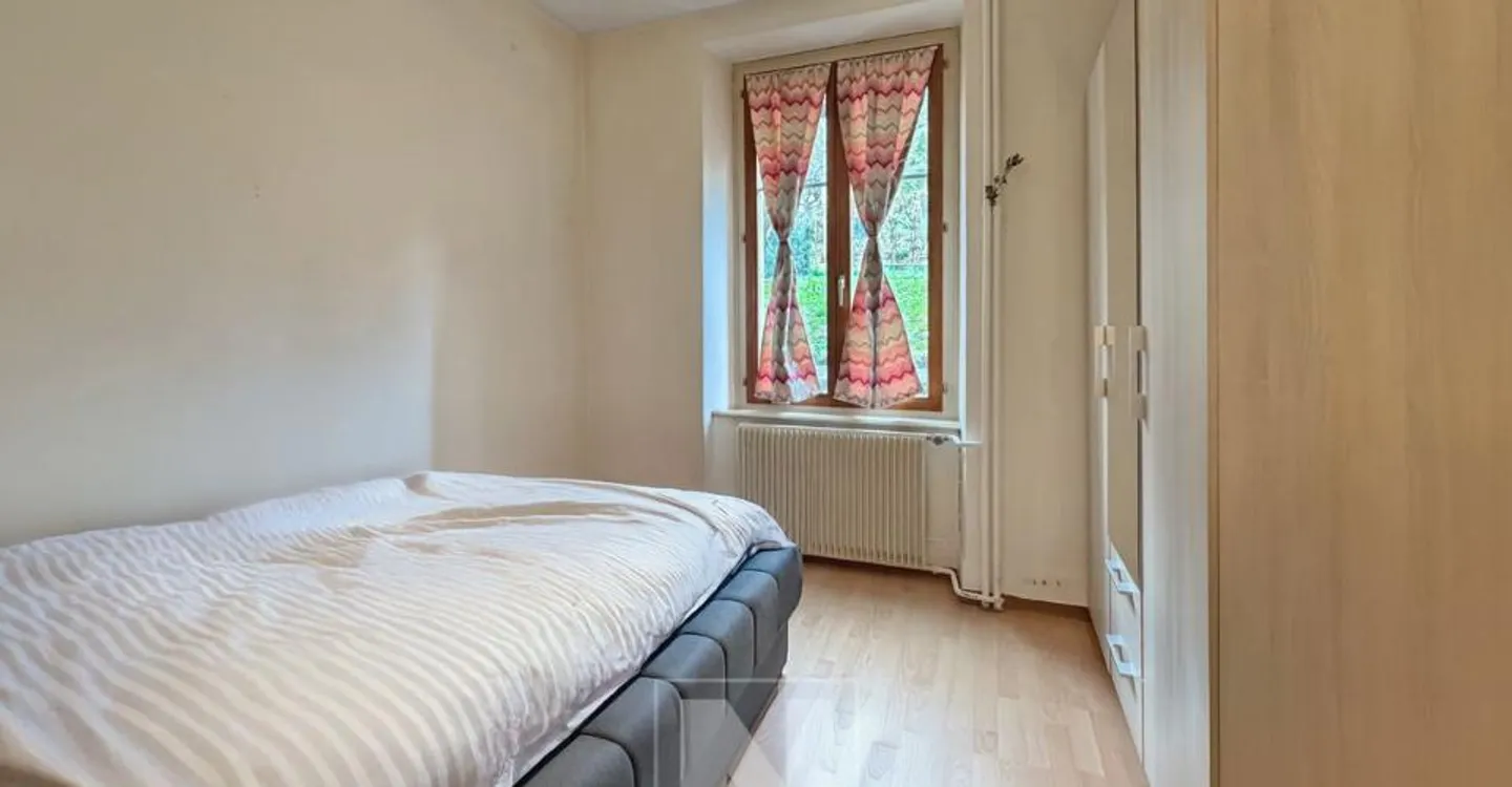 Edificio in vendita a Vallorbe - 3 appartamenti di 80 m² - Foto 7 di 12