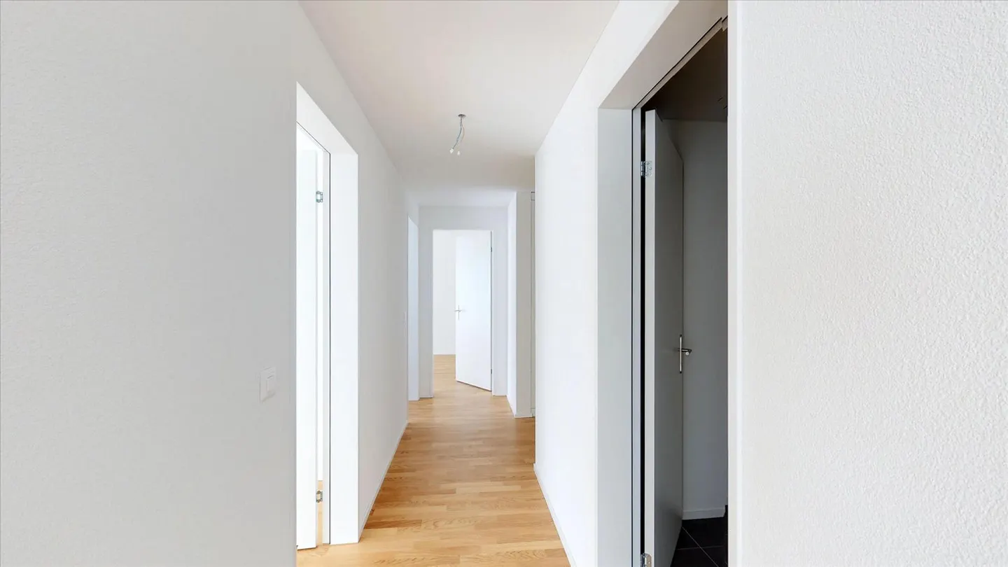 Modern apartment in immediate proximity to the lake! - Photo 7 of 8