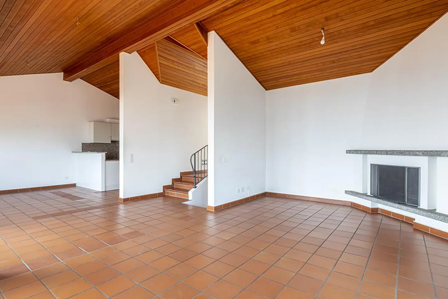 MERAVIGLIOSA CASA CON VISTA LAGO A MINUSIO - Foto 6 di 18