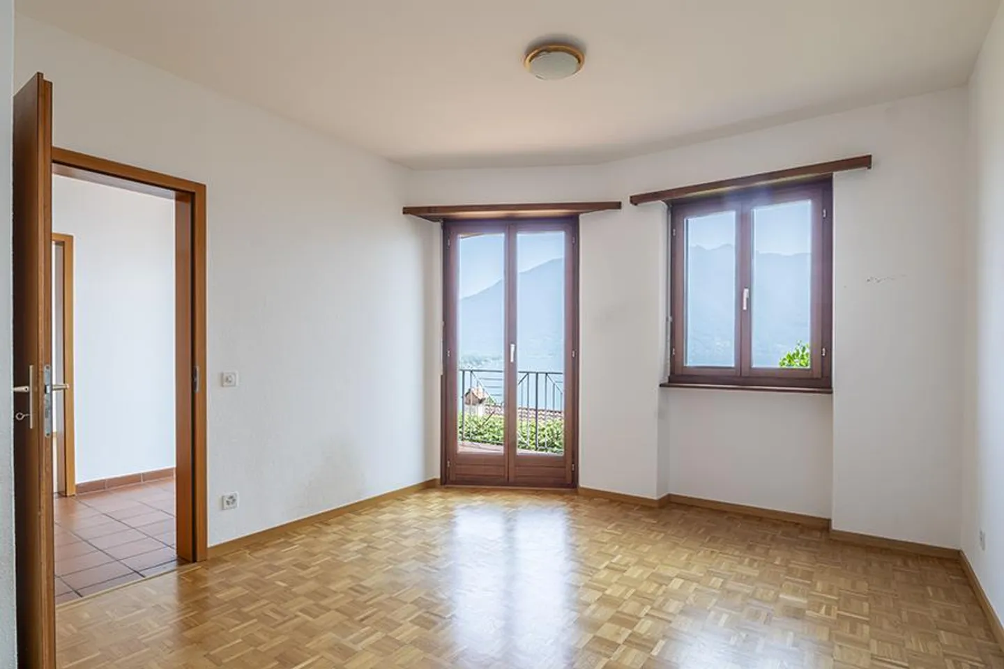 MERAVIGLIOSA CASA CON VISTA LAGO A MINUSIO - Foto 11 di 18