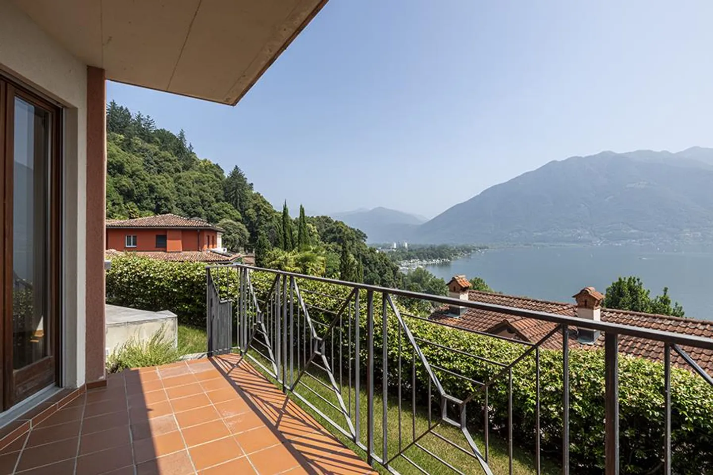 MERAVIGLIOSA CASA CON VISTA LAGO A MINUSIO - Foto 13 di 18