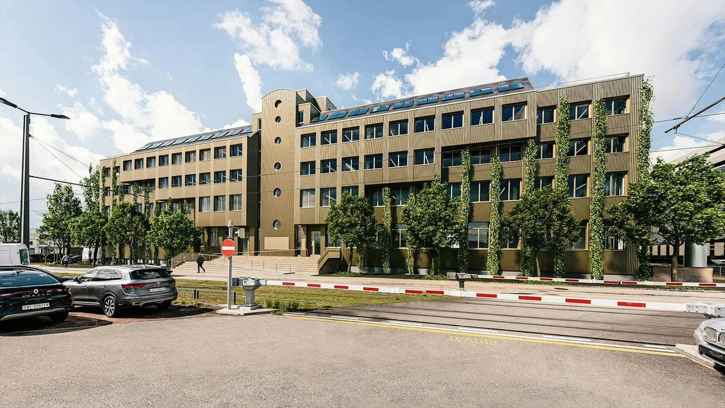 Votre emplacement d'entreprise avec des bureaux et des espaces de production et une vue sur le croisement des pistes - Photo 5 sur 5