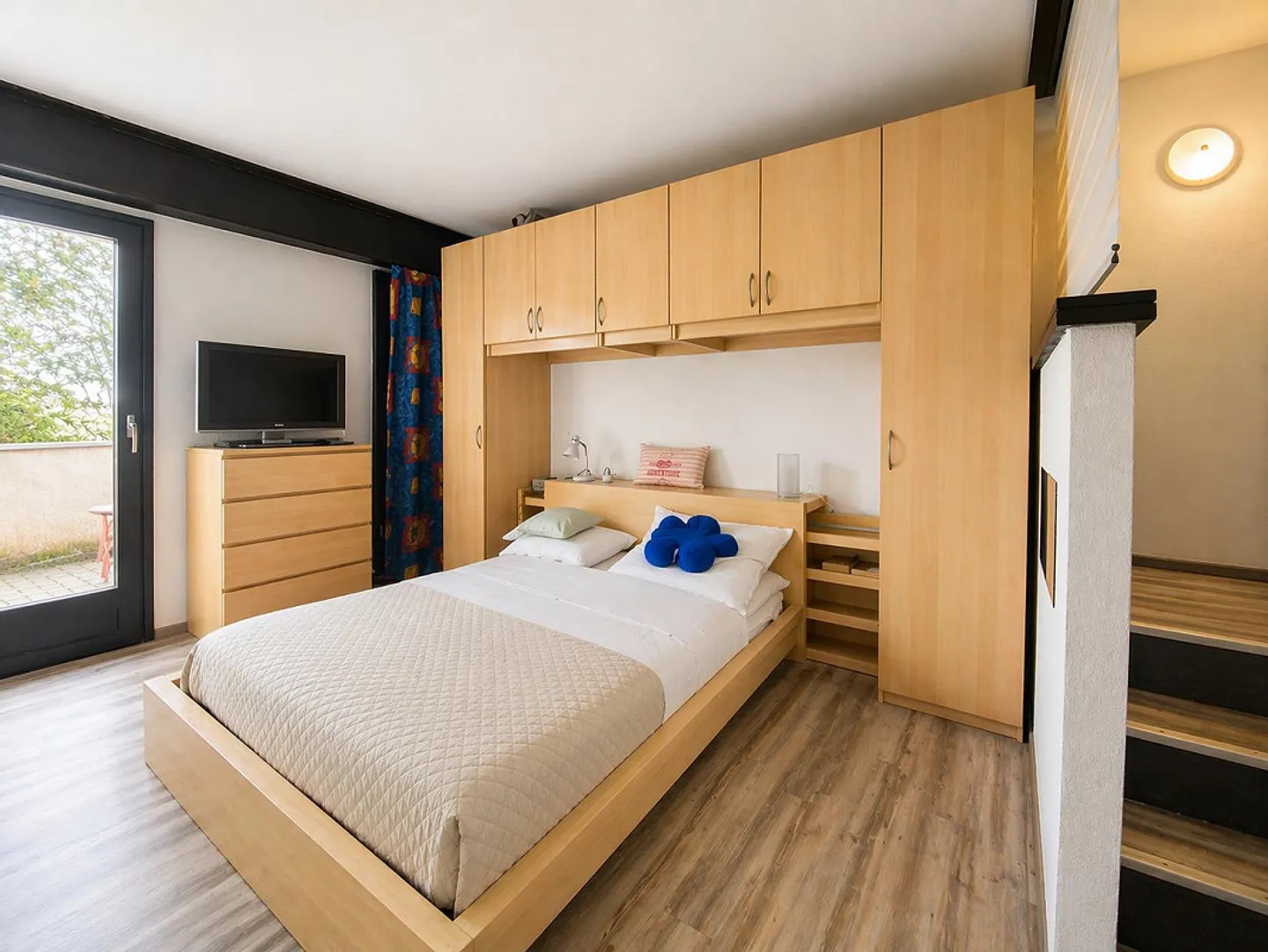 Montagnola - Beau Duplex 2.5 Pièces - avec Terrasse Privée et Parking dans le Garage Souterrain - Photo 4 sur 11