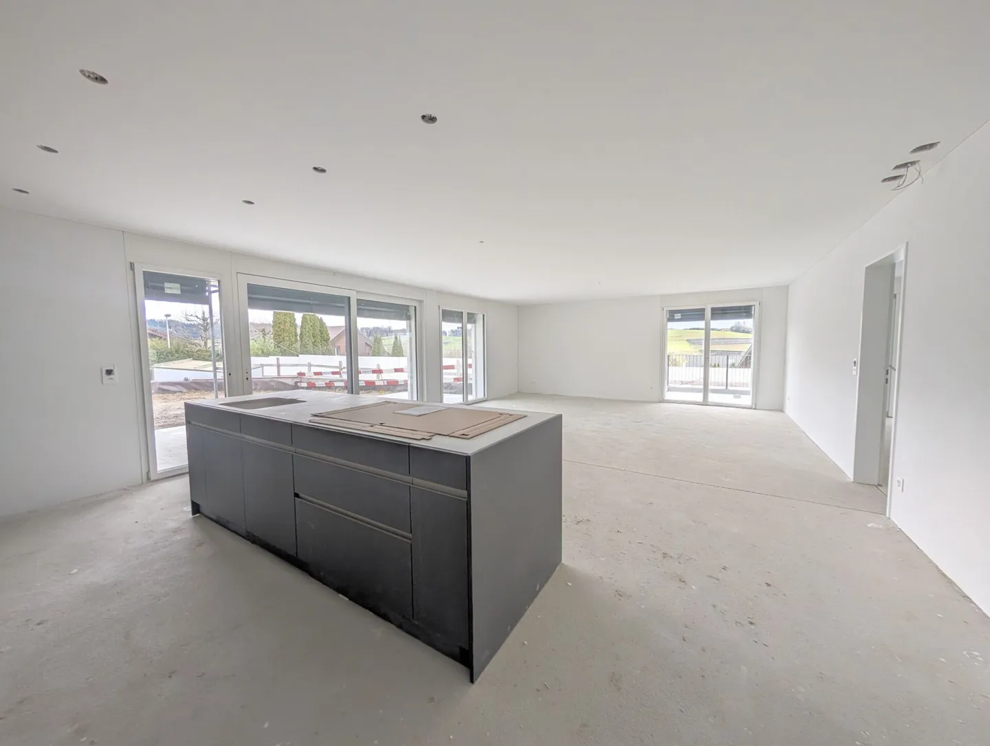 Geräumige Wohnungen mit Garten - Foto 1 von 13