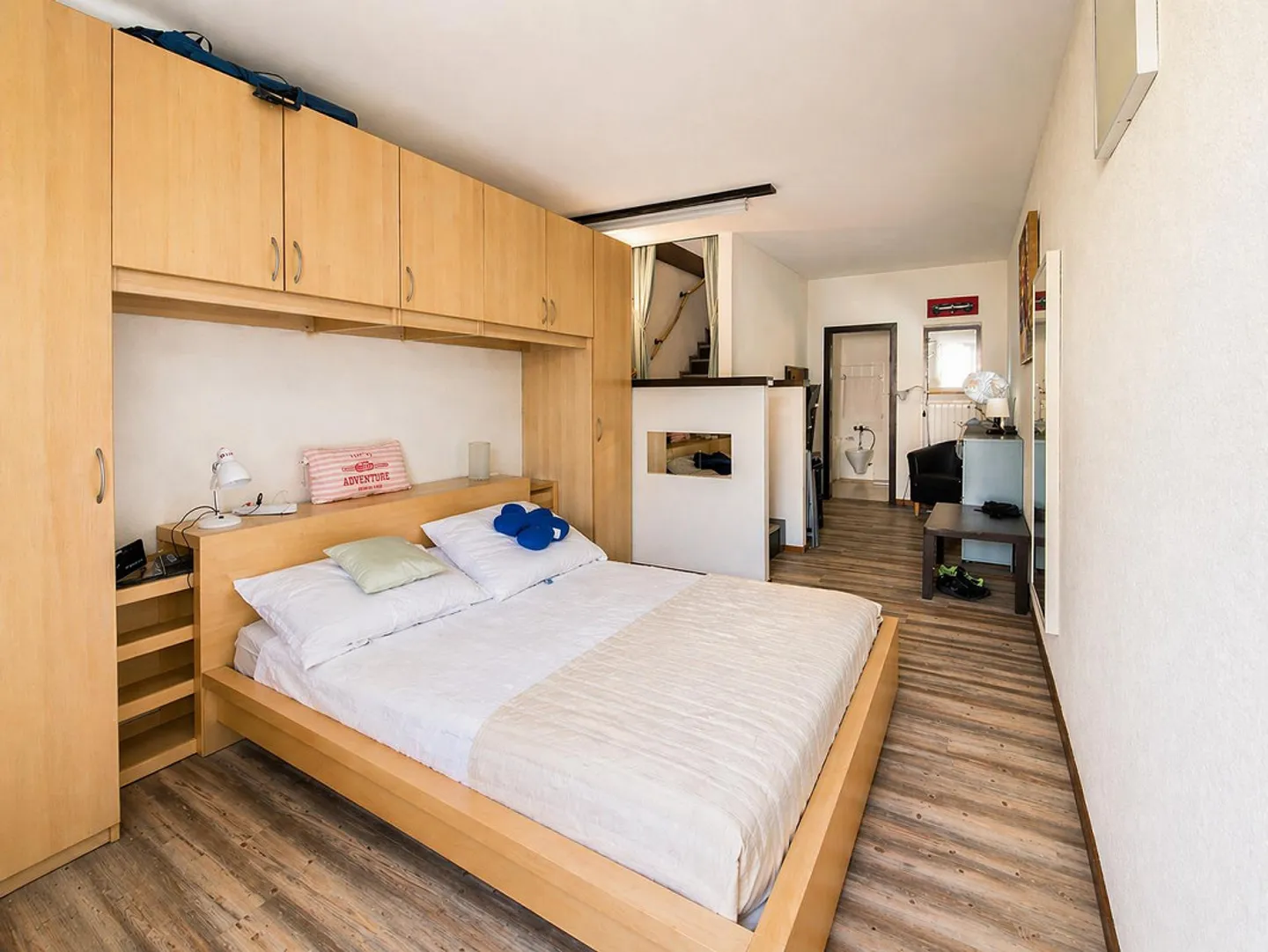 Montagnola - Beau Duplex 2.5 Pièces - avec Terrasse Privée et Parking dans le Garage Souterrain - Photo 5 sur 11