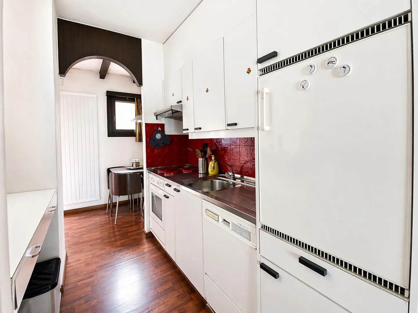 Montagnola - Beau Duplex 2.5 Pièces - avec Terrasse Privée et Parking dans le Garage Souterrain - Photo 7 sur 11