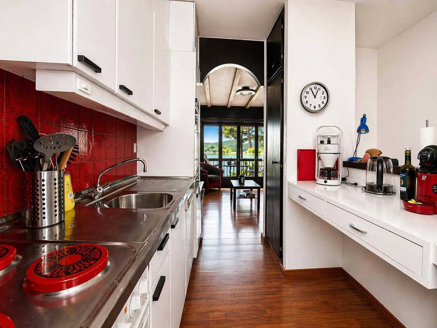 Montagnola - Beau Duplex 2.5 Pièces - avec Terrasse Privée et Parking dans le Garage Souterrain - Photo 8 sur 11