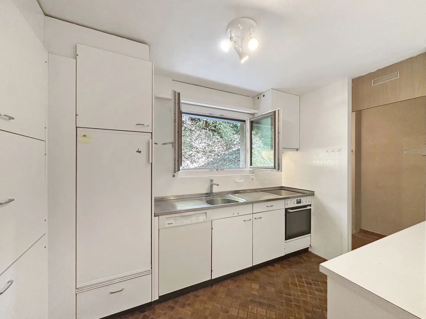 Crans-Montana (Randogne) - Spacious 4.5 rooms with panoramic view and underground parking - Photo 6 of 13