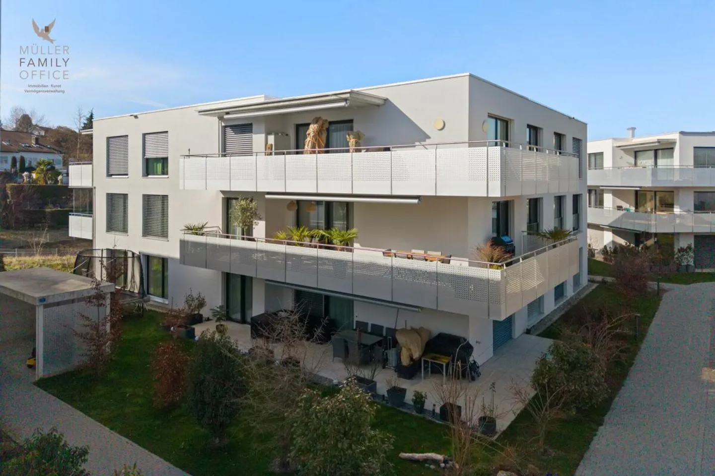 Newly built and family-friendly 4 1/2 room apartment with large balcony and high-quality finish - Photo 2 of 13